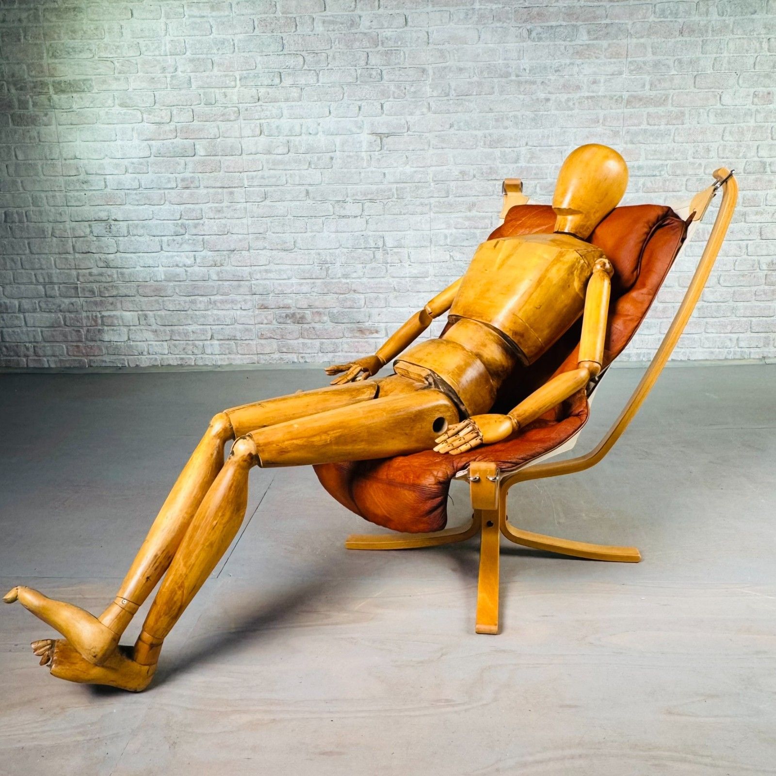 Vintage Norwegian Tan Leather Falcon Chair By Vatne Møbler #A808 photo furniture