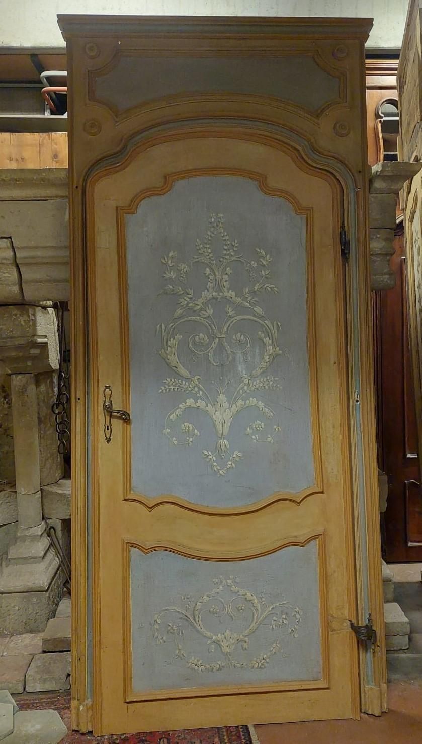 Porta In Legno Laccato, Pannelli Dipinti, Completa Di Telaio E Sovrapporta photo 5216.0