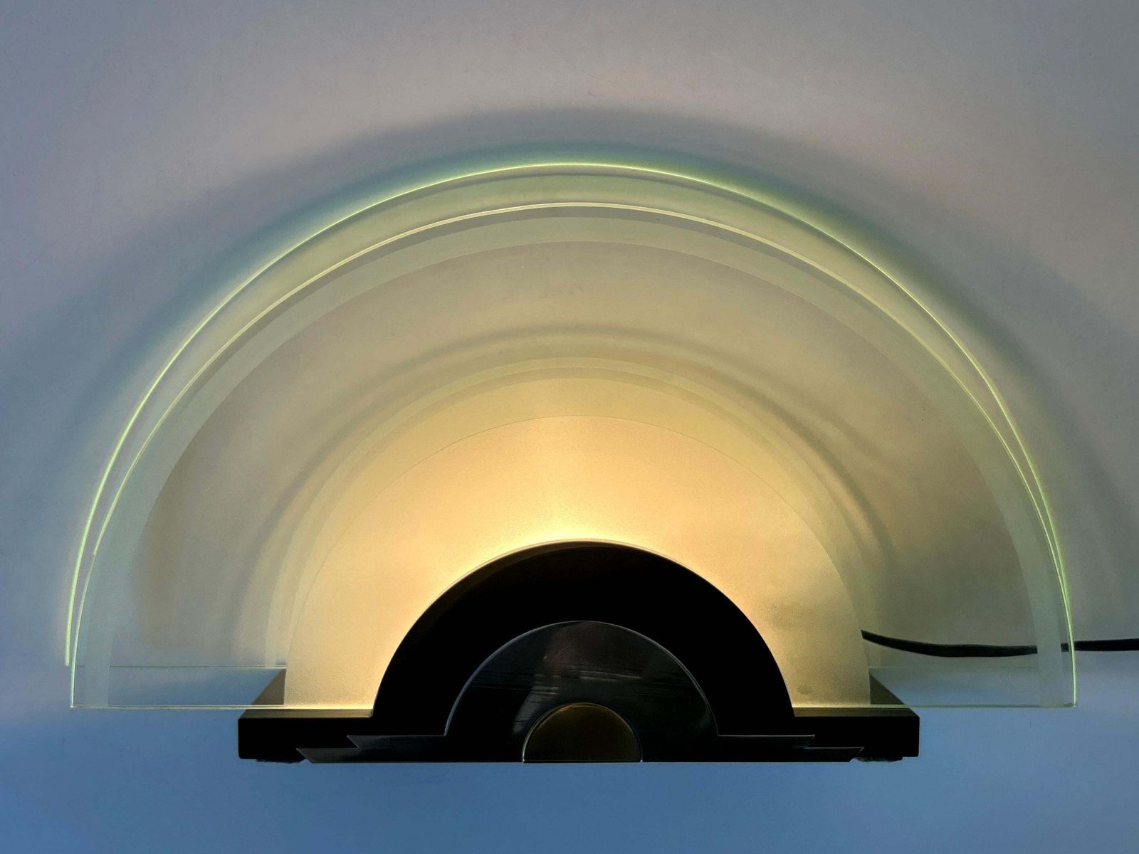 Rare Postmodern Table Lamp 'Rising Sun' By Metalarte Spain 1980s photo Lighting