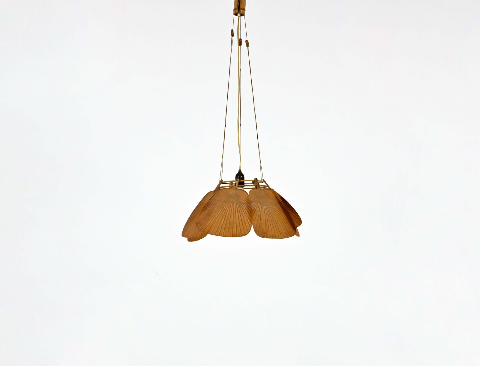 "Shichi" Uchiwa Hanging Lamp By Ingo Maurer For Design M, 1970s photo vinterior
