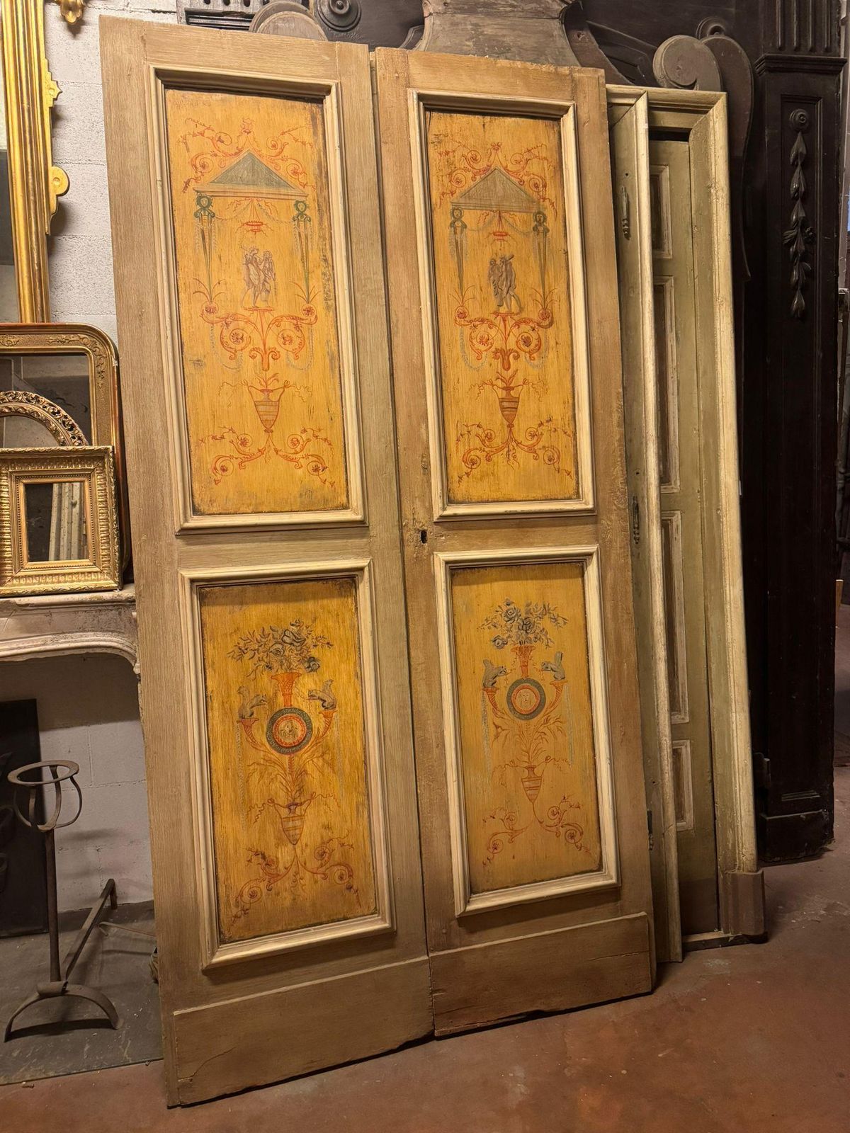 photo furniture Lacquered Wooden Double Door, Yellow Painted Panels, Italy
