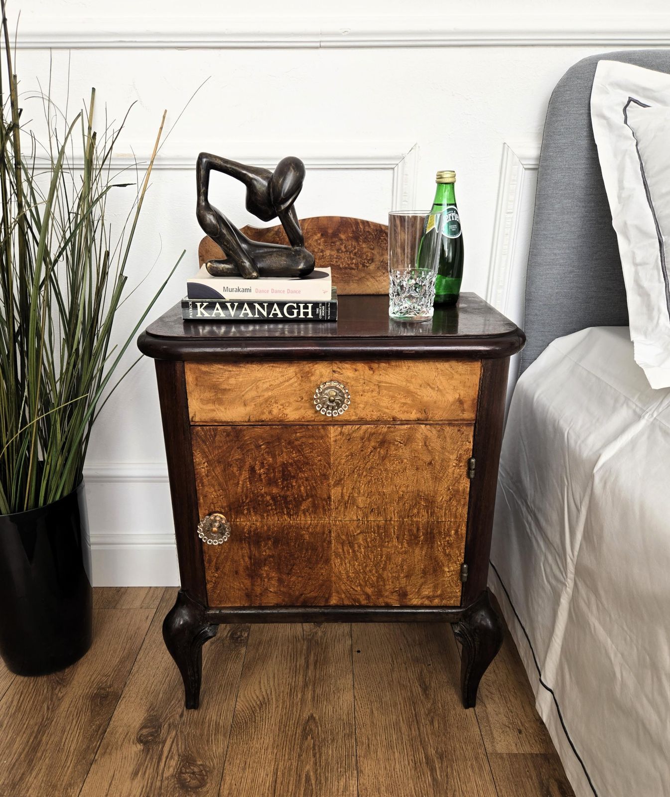 Pair Of Italian Art Deco Night Stands Bed Side Tables In Burl Walnut photo furniture