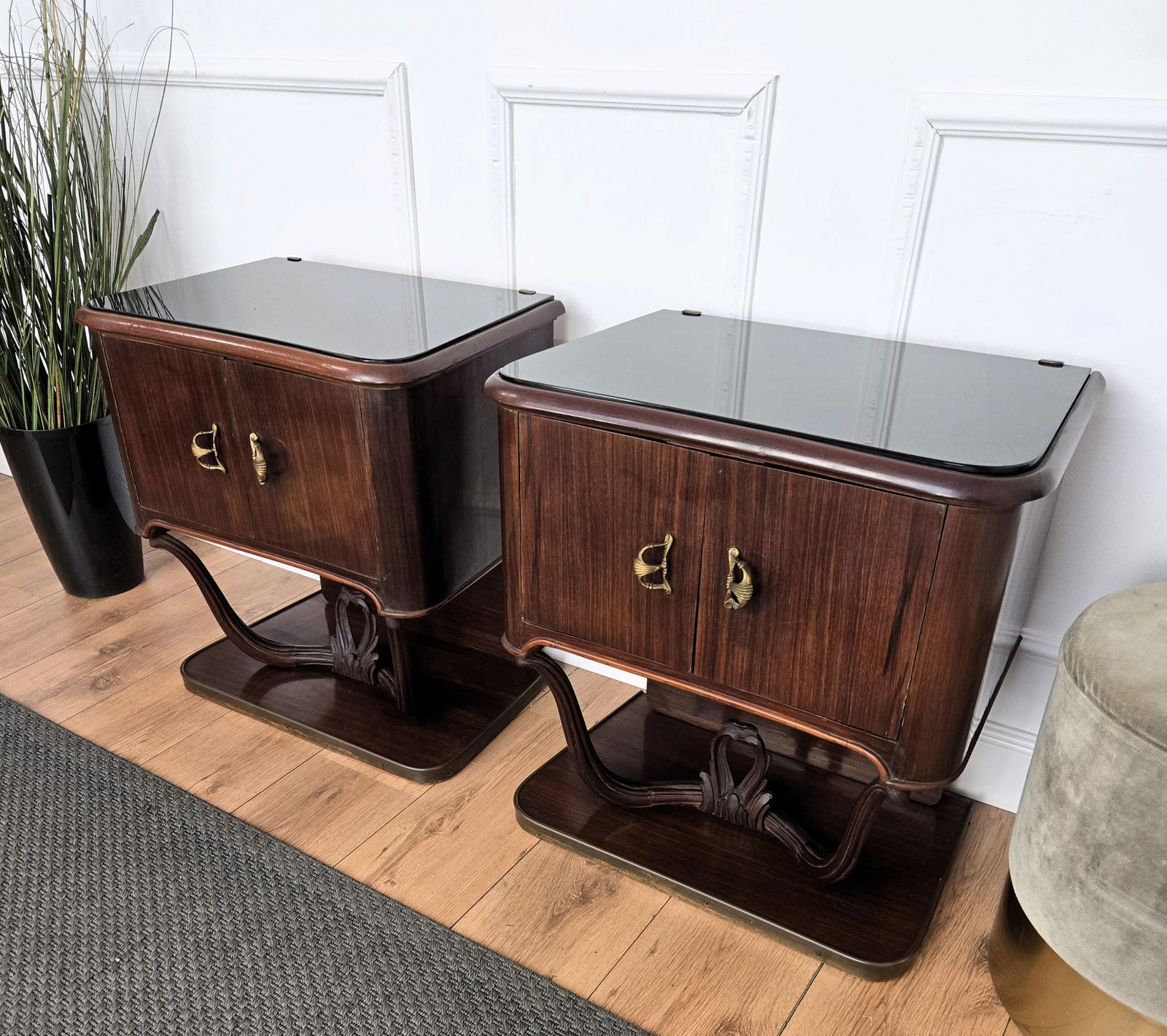 Pair Of Mid Century Italian Liberty Night Stands Bedside Tables Walnut Glass Top photo 1561.0
