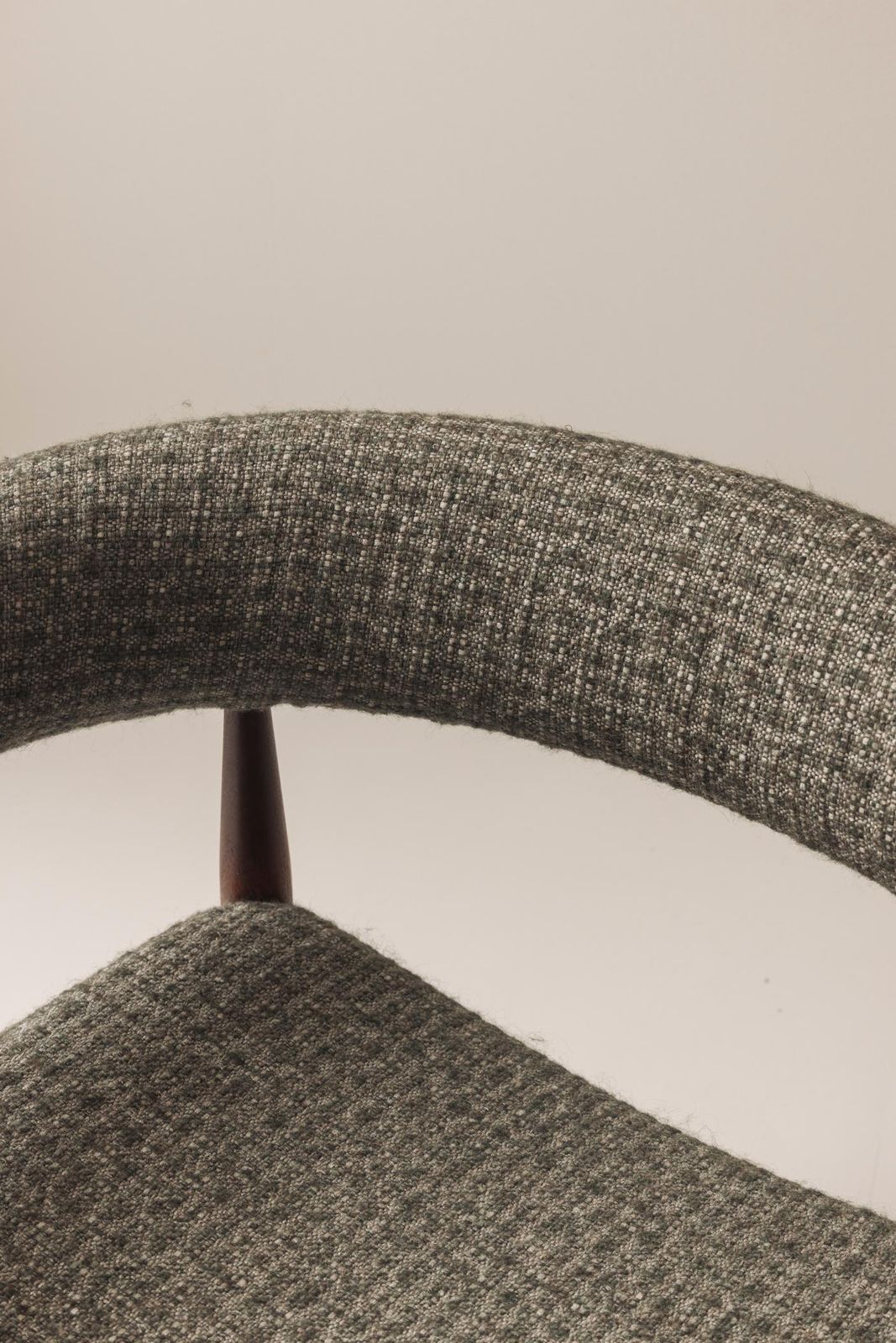 photo buy Very Rare Set Of 'Ring Chairs' By Nanna And Jørgen Ditzel, Denmark 1958