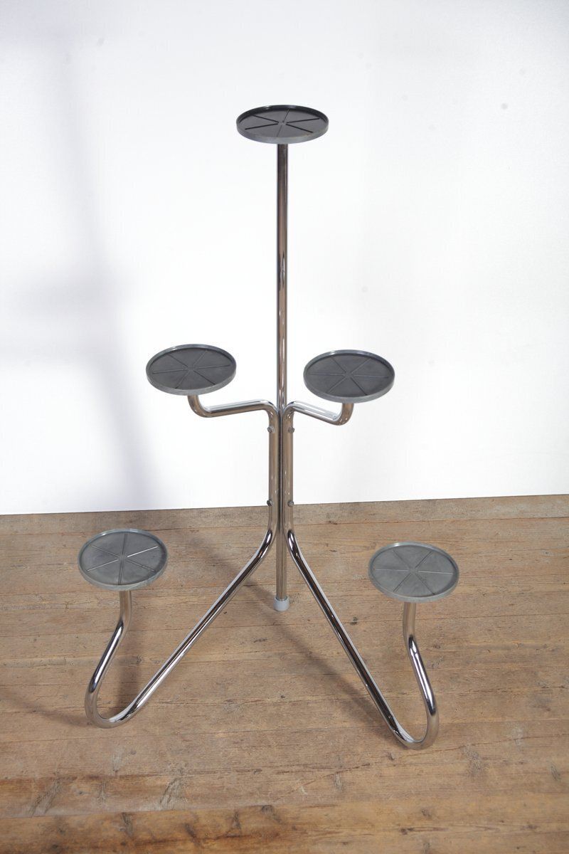photo furniture Mid Century Chromen Hoekbloemstandaard Of  Schap, Voormalig Tsjecho Slowakije, Jaren 1960
