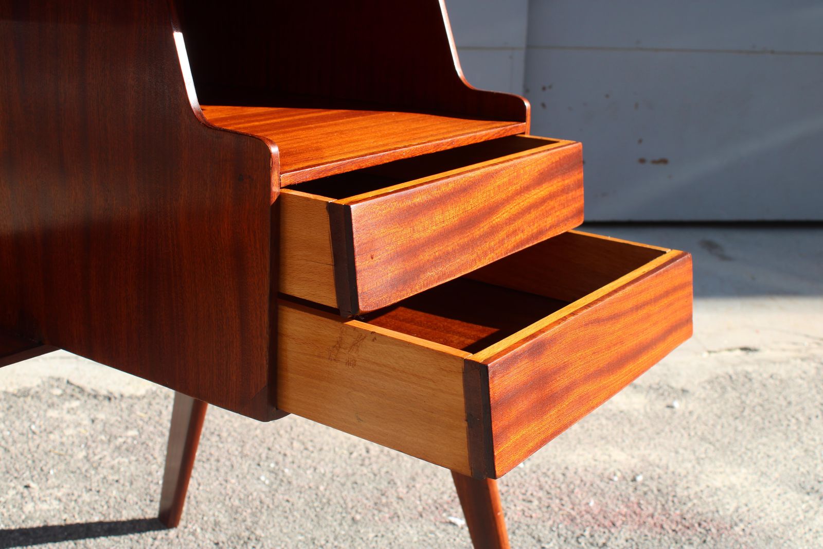 Furniture Piccolo Scrittoio Geometrico Vittorio Dassi In Legno Laminato Blu Mid Century photo