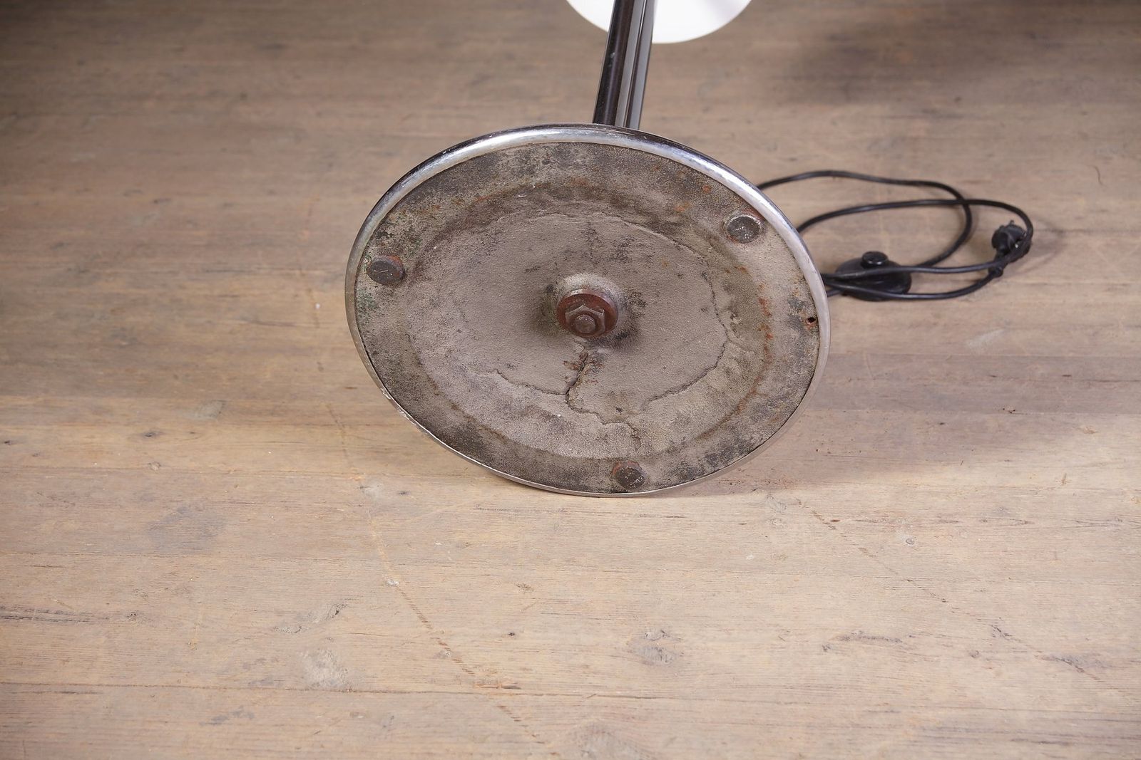 photo vinterior Modernistisch Chromen Vloerlamp Model H 144 Van Jindrich Halabala Voor Up Závody, Voormalig Tsjecho Slowakije, Jaren 1930