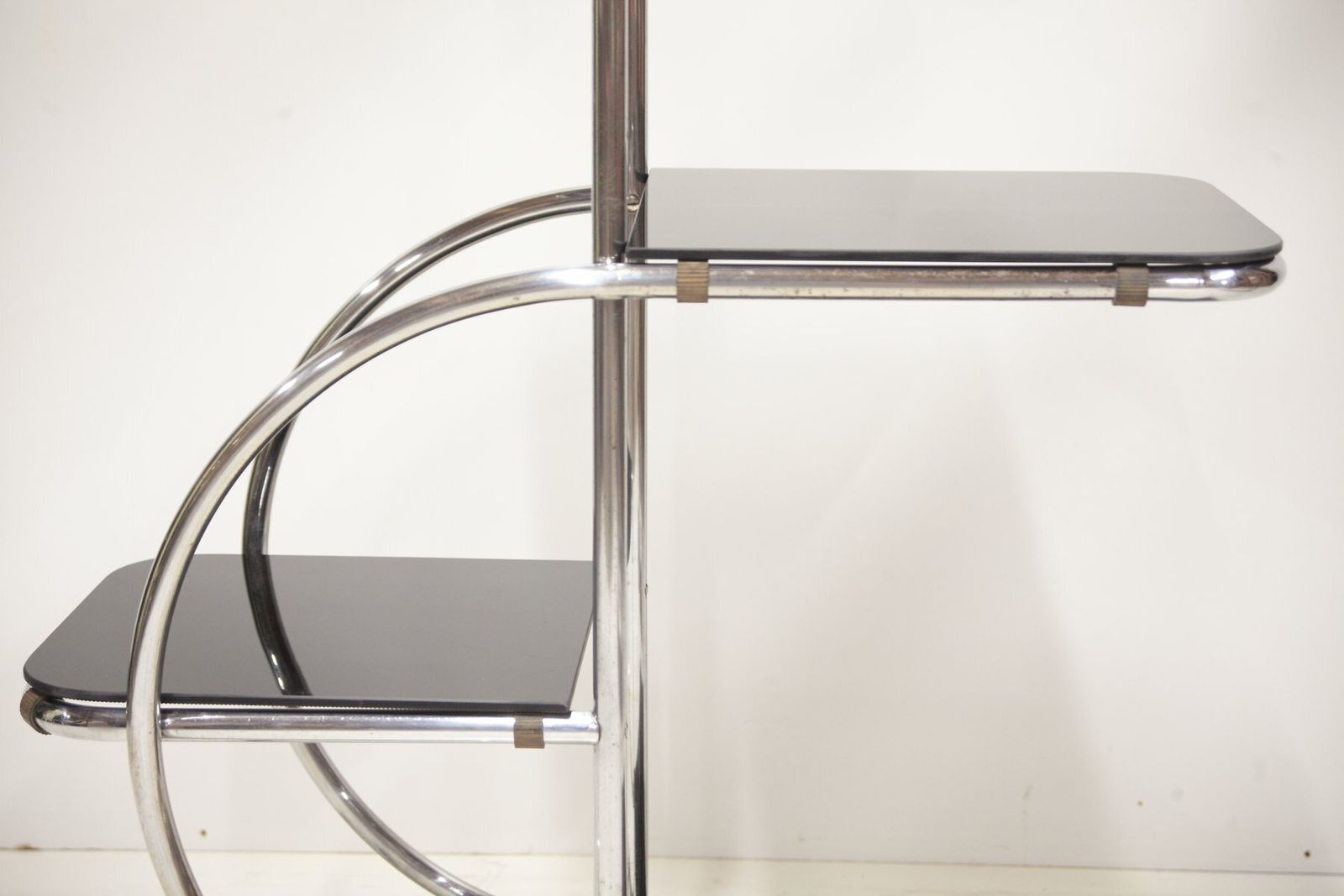 Tubular Chrome Flower Stand Or Etagere By Hynek Gottwald, 1940s photo 434.0