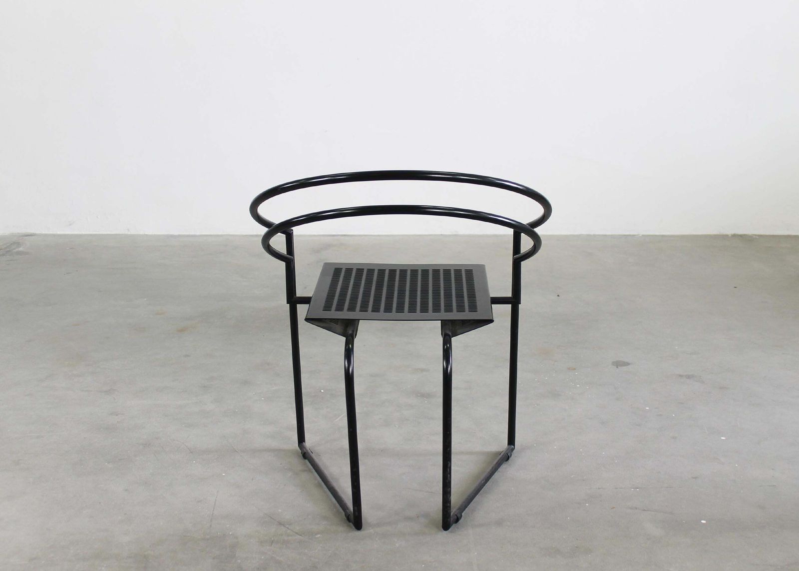 photo furniture Mario Botta Set Of Six La Tonda Chairs In Black Lacquered Metal By Alias 1980s