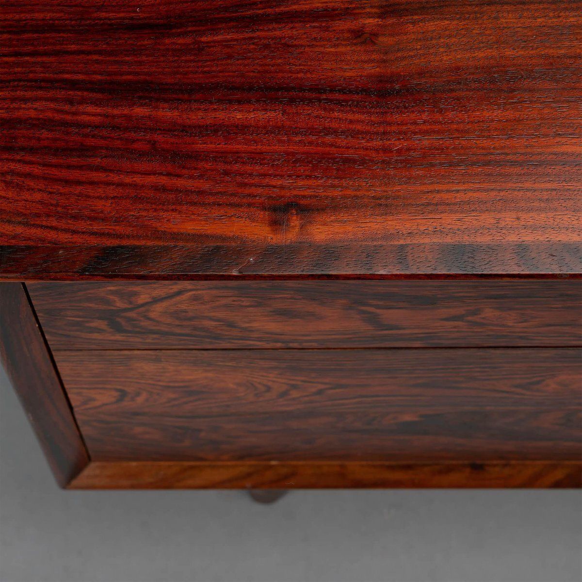 photo vinterior Low Mid Century Rosewood Chest Of Drawers Attributed To Brouer Møbelfabrik, 1960s