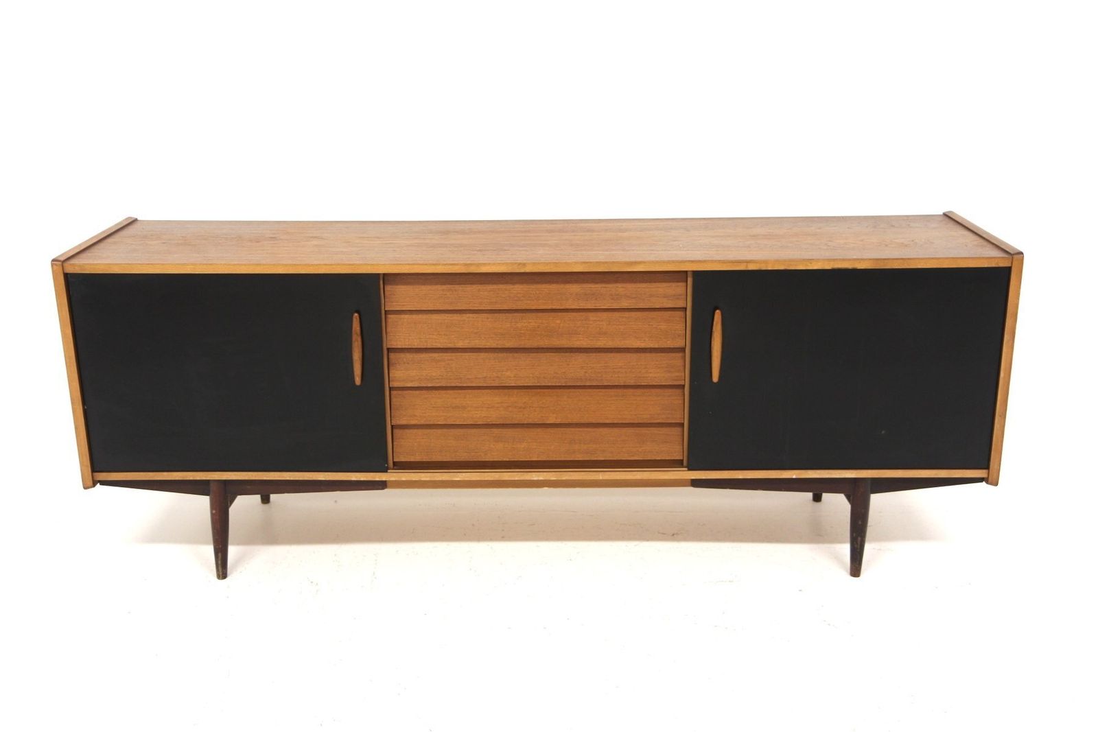 Scandinavian Chest Of Drawers In Teak By Nils Jonsson For Hugo Troeds, 1960 photo Furniture