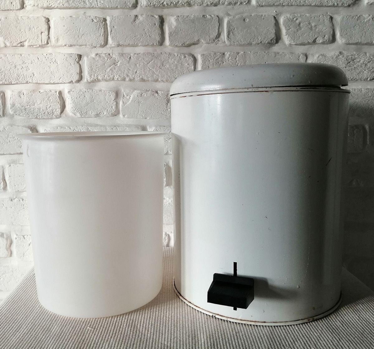 Mid Century Paper Basket From Druzstvo Sumperk photo for sale