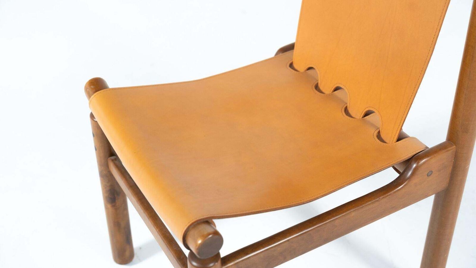 Mid Century Modern Set Of 6 Leather Dining Chairs By Ilmari Tapiovaara photo 5933.0