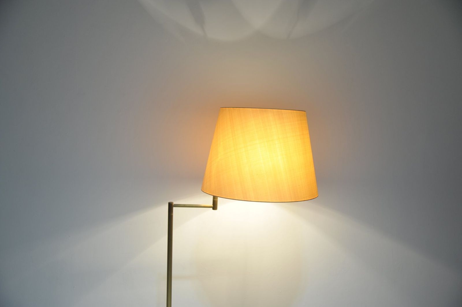 Vintage Brass Floor Lamp With Swivel Arm, 1970s photo Lighting
