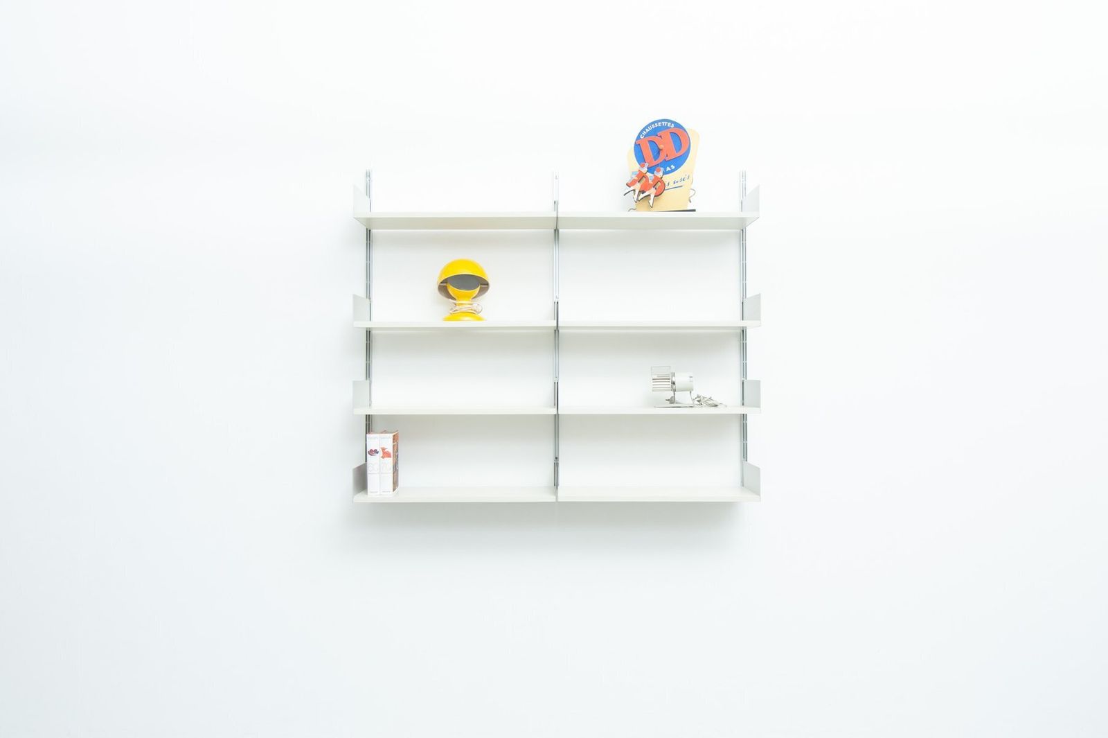 606 Shelving System By Dieter Rams For Vitsoe, 1960s photo furniture