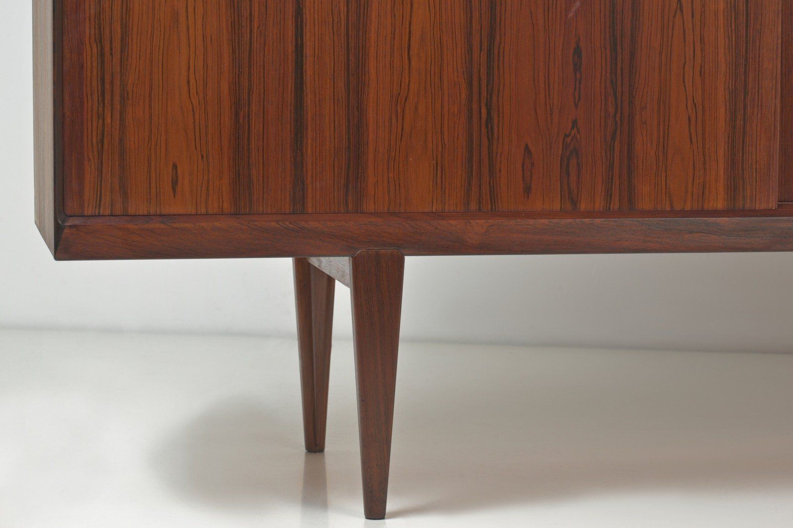 photo vintage Highboard By Henry Rosengren Hansen For Brande Møbelindustri, Denmark, 1960s