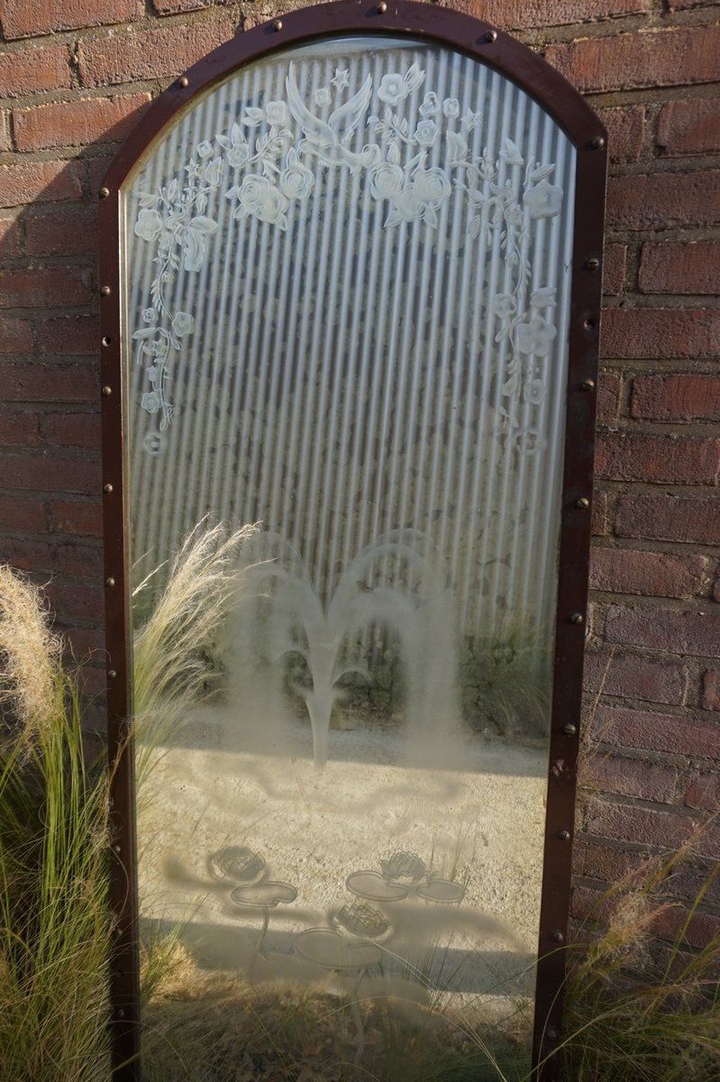 19th Century Belle époque French Etched Mirror With Fountian, Water Lilies And Dove Motif photo furniture