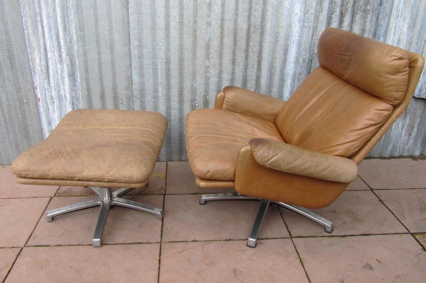 1518.0 Set Of Mid Century Leather High Back Swivel Armchair With Ottoman, 1960s photo