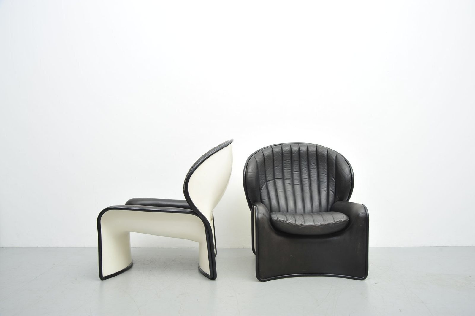 Set Of Lotos Armchairs By Anderé Vandenbeuck For Strässle International, Switzerland photo for sale