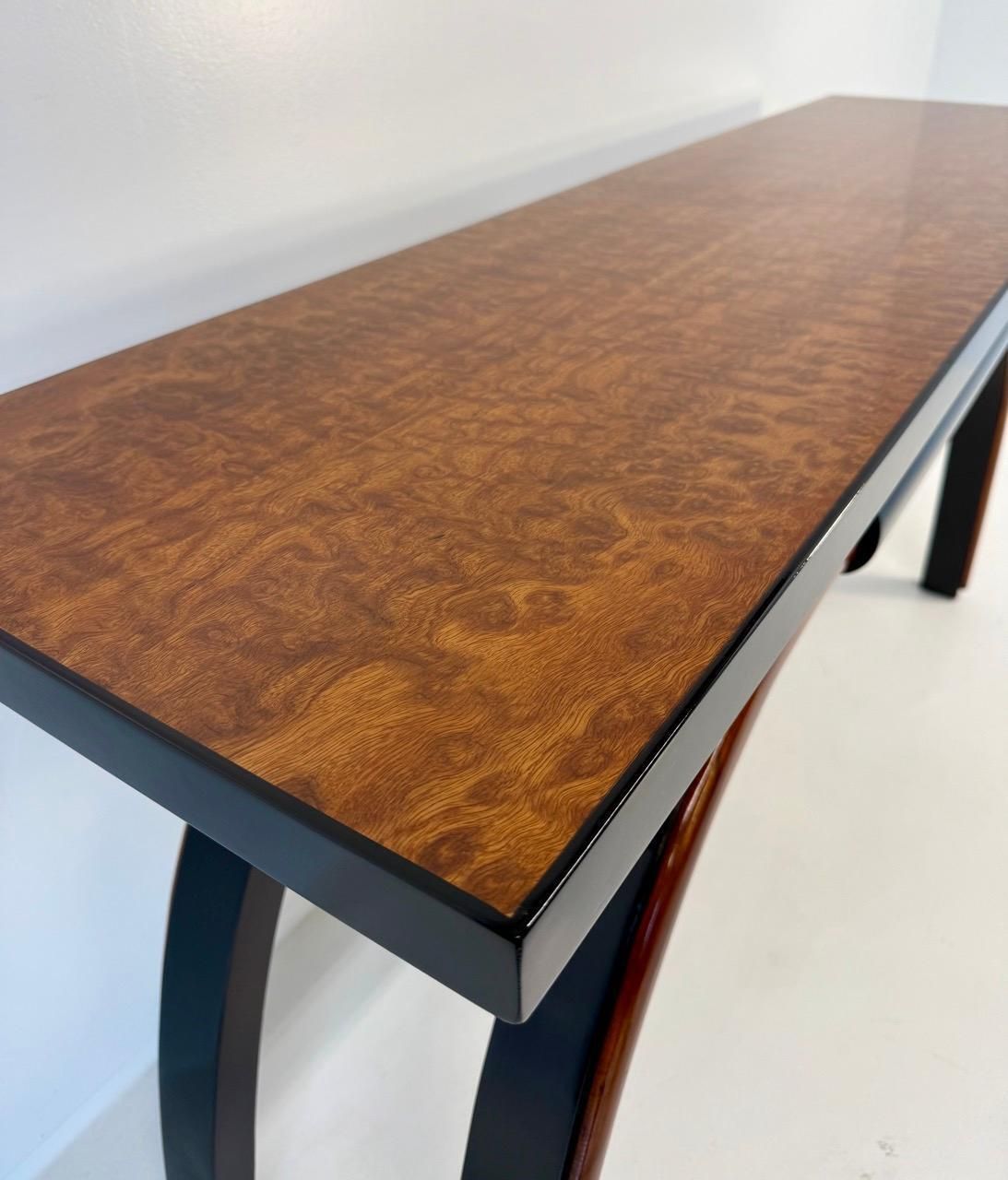 photo furniture Italian 1940s Art Deco Console In Black Lacquer, Walnut And Maple Burl