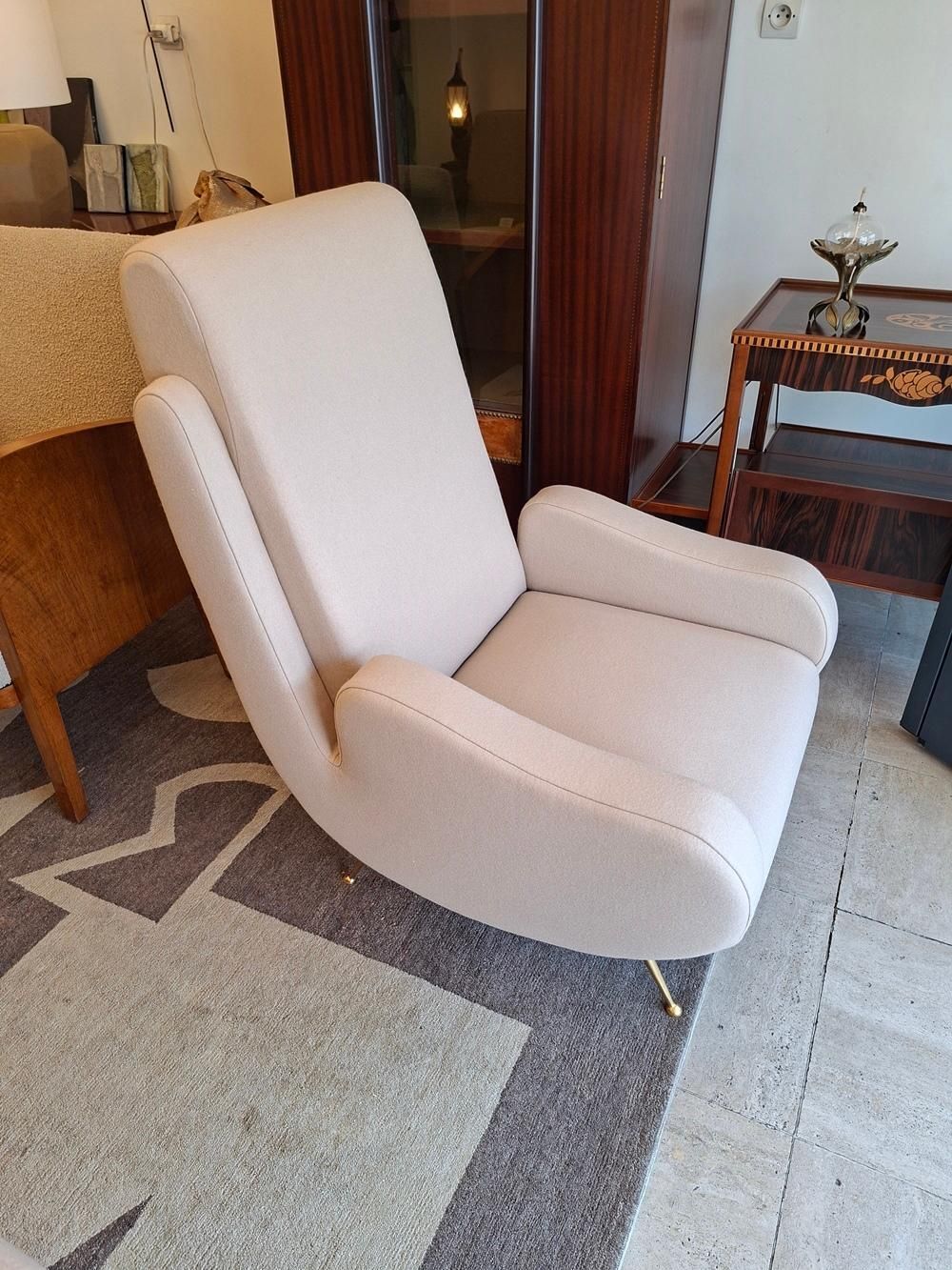 Furniture Pair Of Armchairs In Light Beige Fabric photo