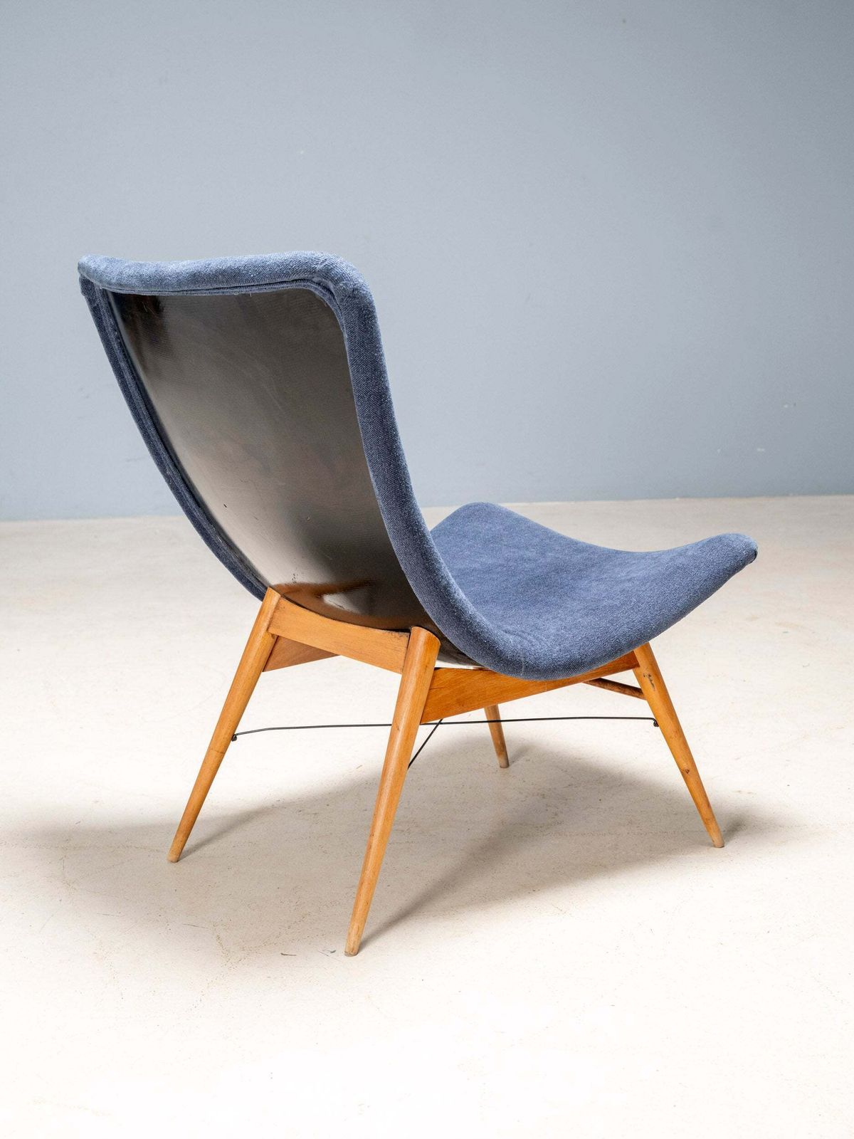 Shell Fauteuils Van Miroslav Navrátil, Tsjechisch Meubilair, Jaren 1960 – Set Van 3 photo 6174.0