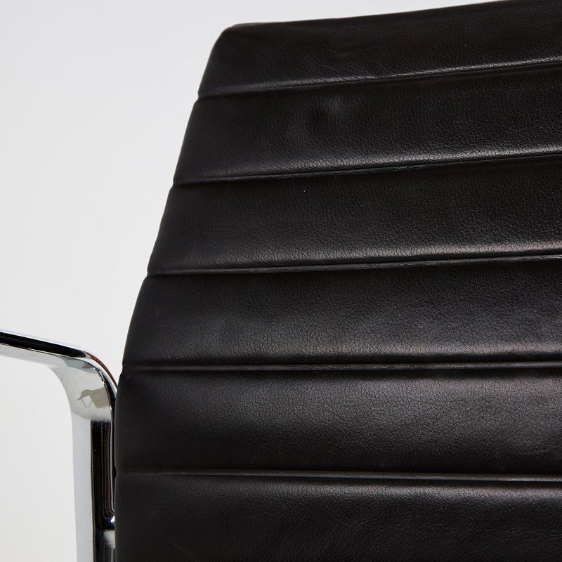 photo furniture Ea108 Office Swivel Chair By Charles & Ray Eames For Vitra, 2000s