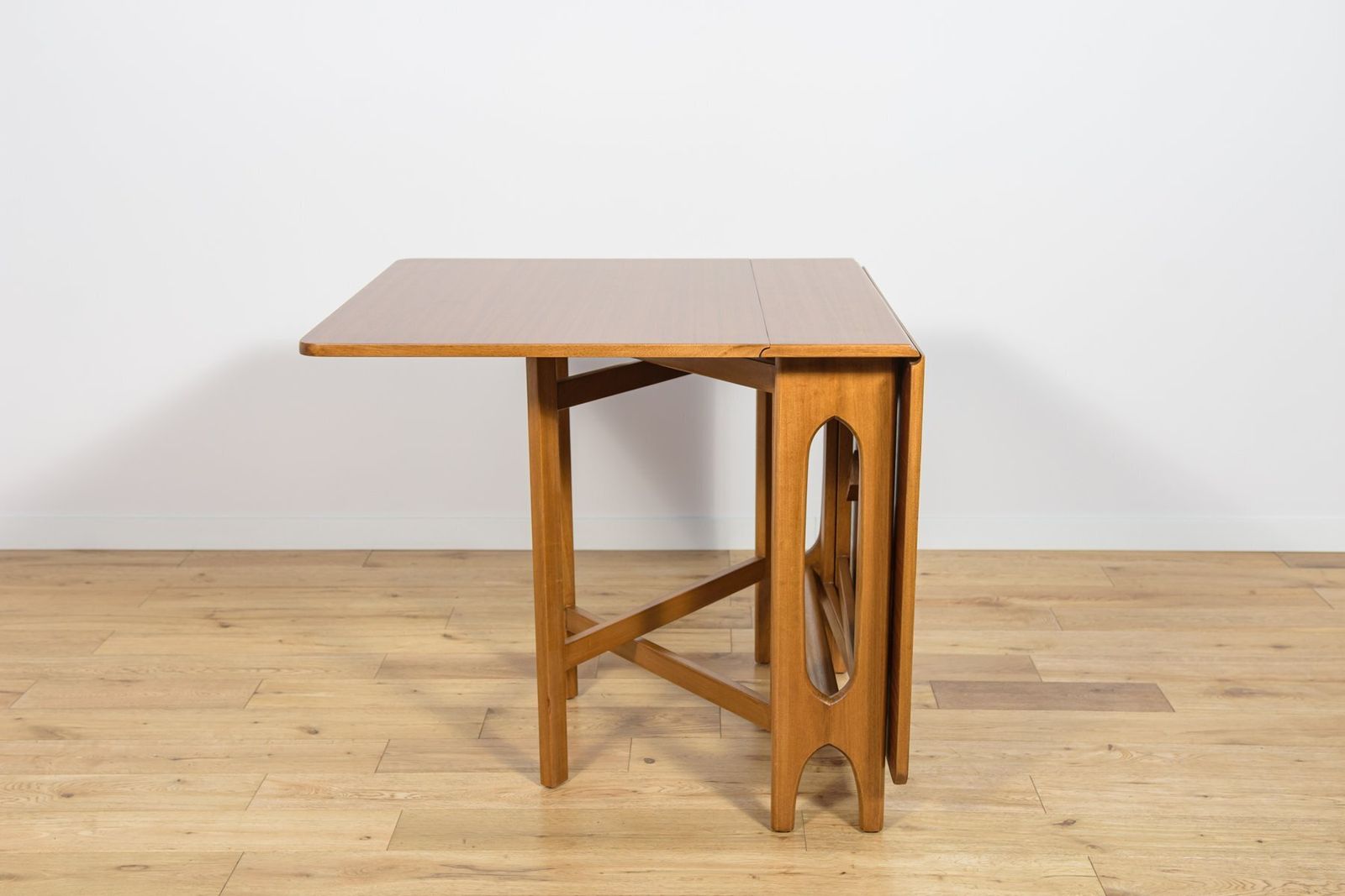 photo furniture Mid Century Modern Drop Leaf Dining Table From Jentique, United Kingdom, 1960s