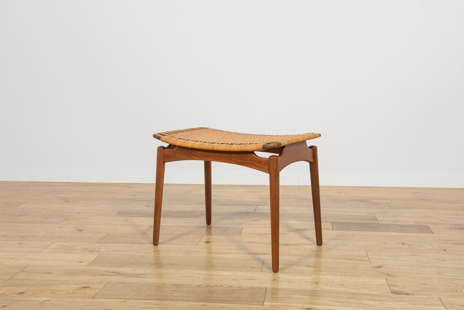 Mid Century Modern Teak Stool By Sigfrid Omann For ølholm Furniture Factory, 1950s