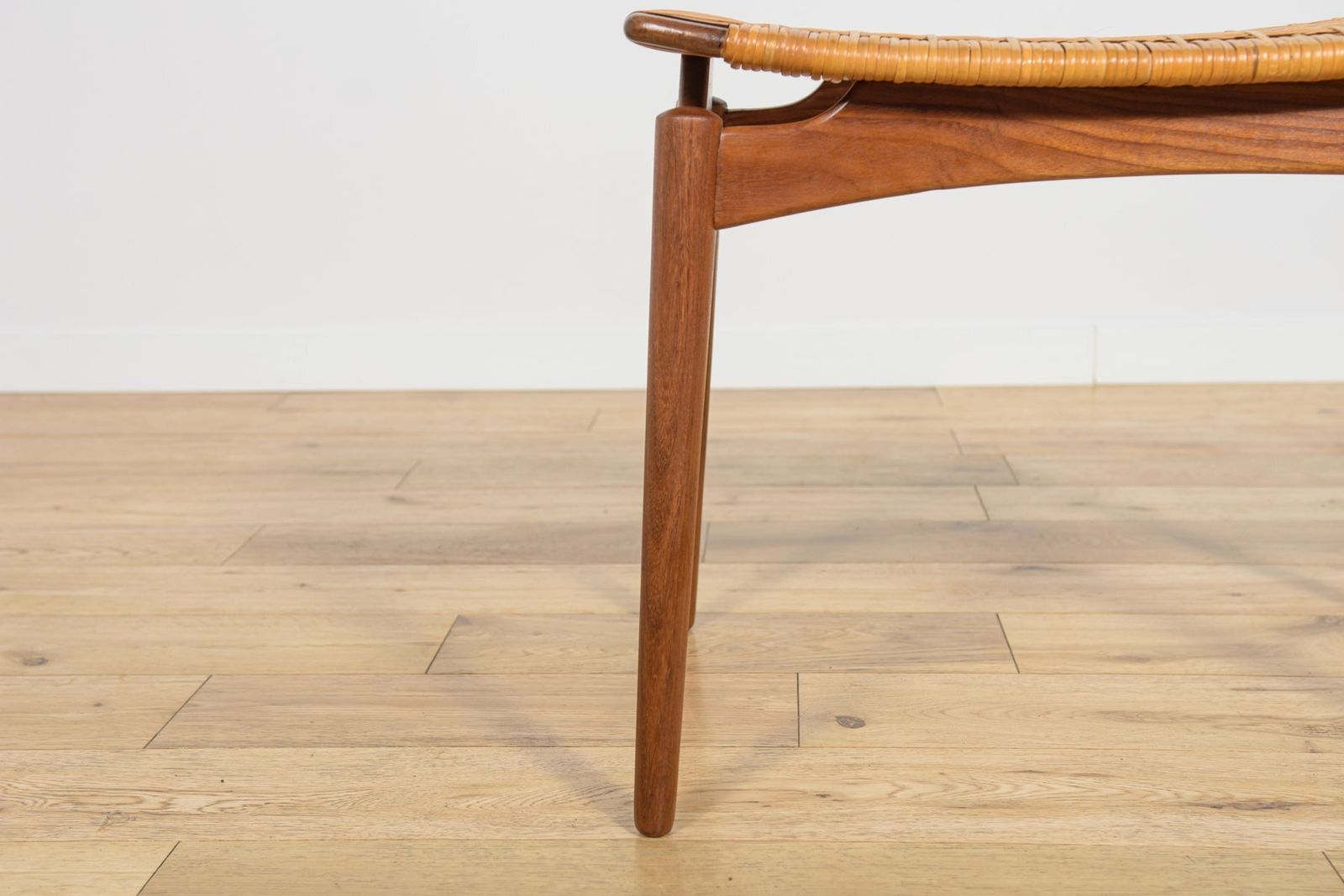 photo vinterior Mid Century Modern Teak Stool By Sigfrid Omann For ølholm Furniture Factory, 1950s