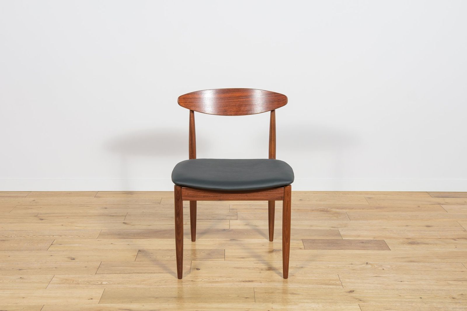 photo furniture Mid Century Modern Teak Dining Chairs By Ib Kofod Larsen For G Plan, 1960s, Set Of 4