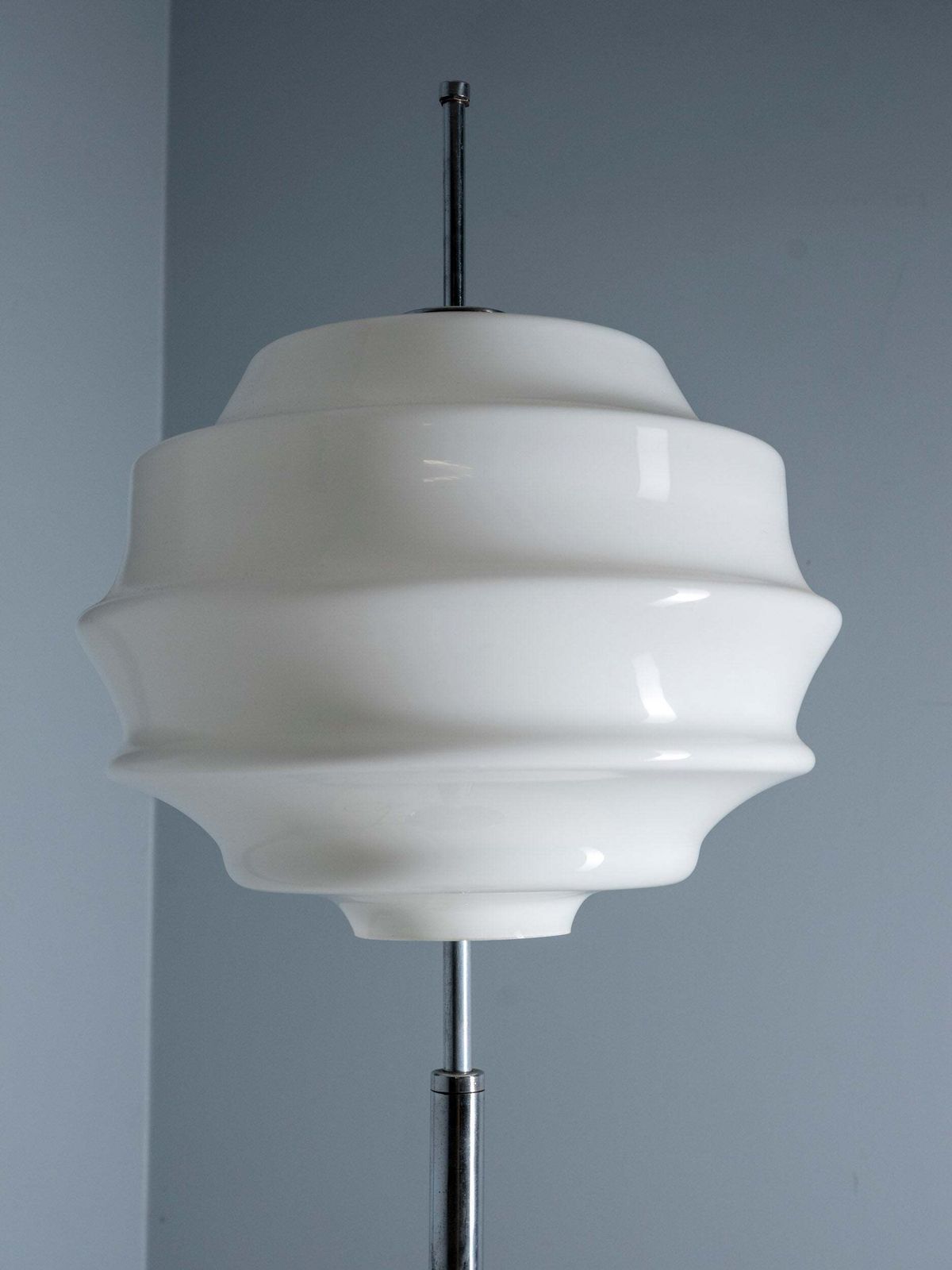 Bauhaus Chromen Vloerlamp, Jaren 1930, Toegeschreven Aan Slezák, Tsjecho Slowakije photo vinterior