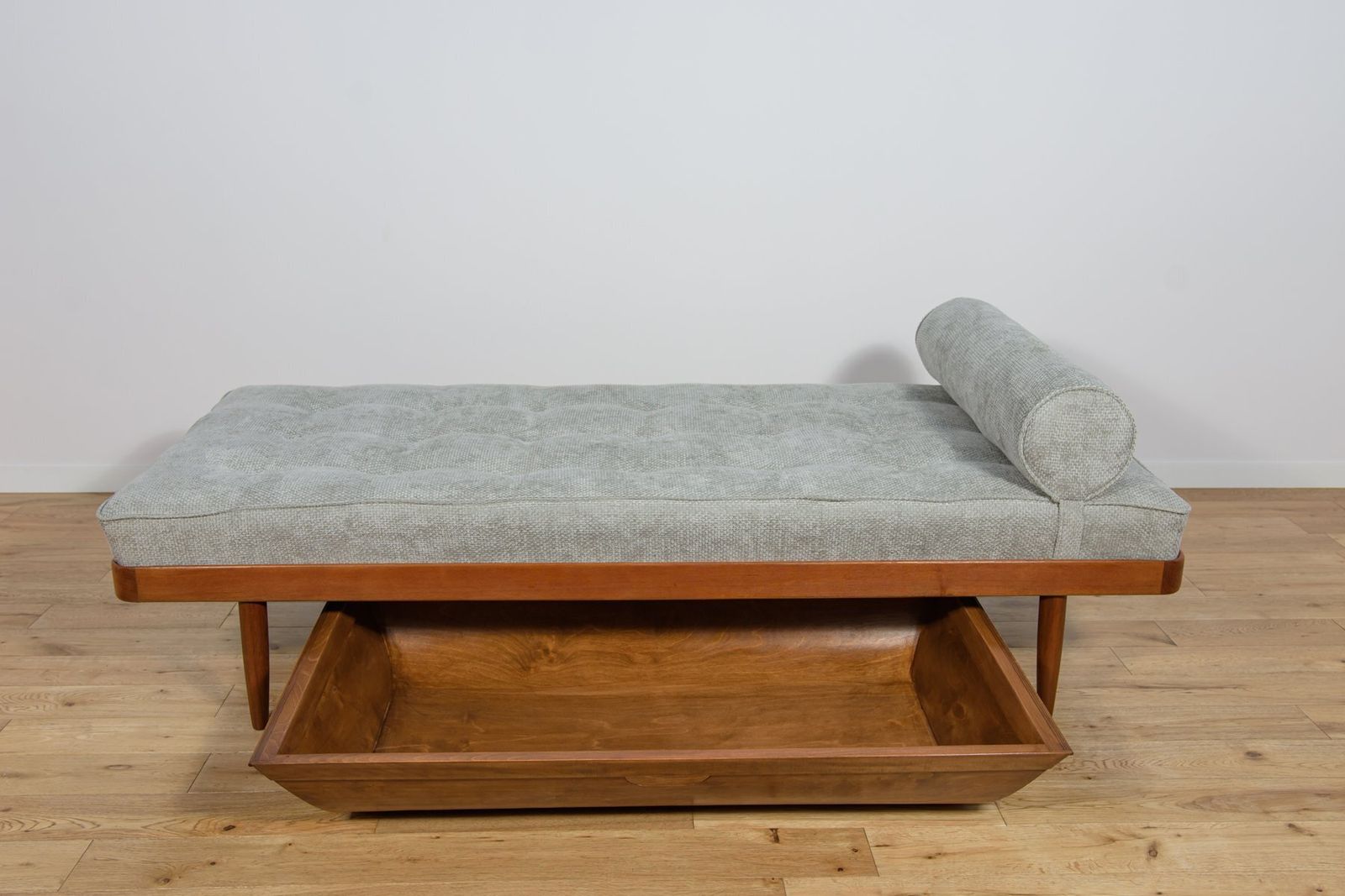 photo vinterior Mid Century Teak Daybed From Horsens Møbelfabrik, Denmark, 1950s