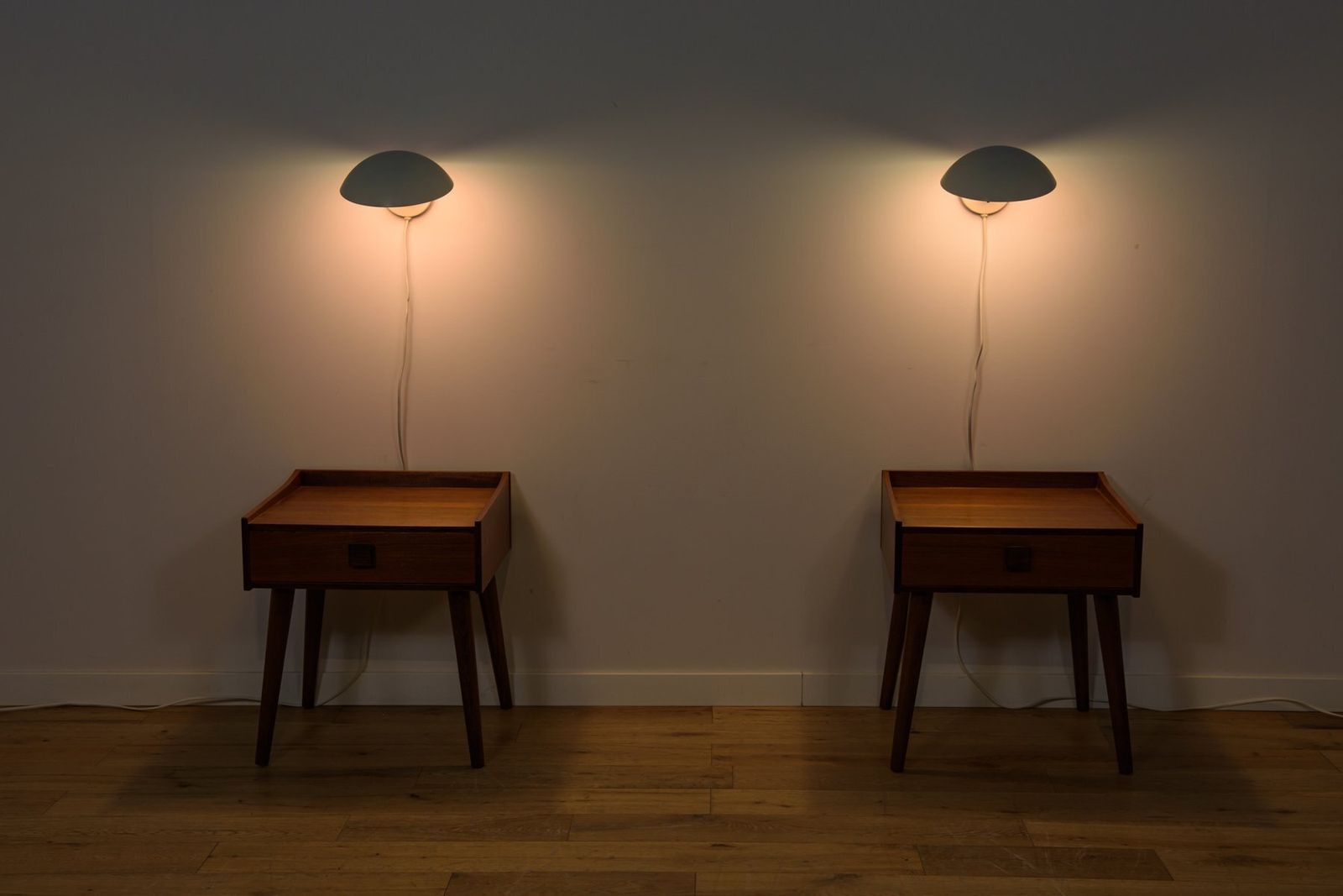 Mid Century Ph Hat Wall Lamps By Poul Henningsen For Louis Poulsen, Denmark, 1961, Set Of 2 photo for sale