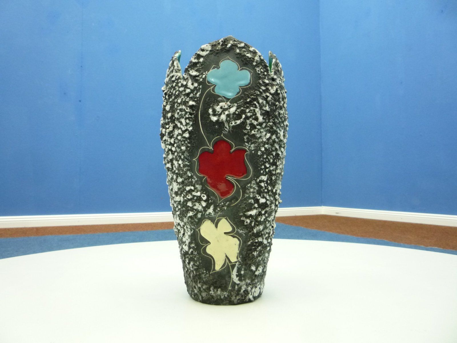 Mid Century Italien Sculpture Vase, 1950s photo furniture