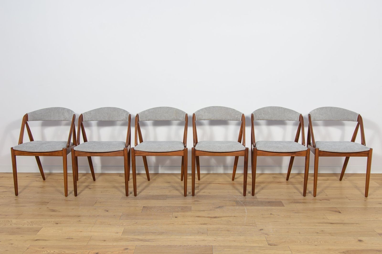 Model 31 Dining Chairs By Kai Kristiansen For Schou Andersen, Denmark, 1960s, Set Of 6, Set Of 6 photo for sale