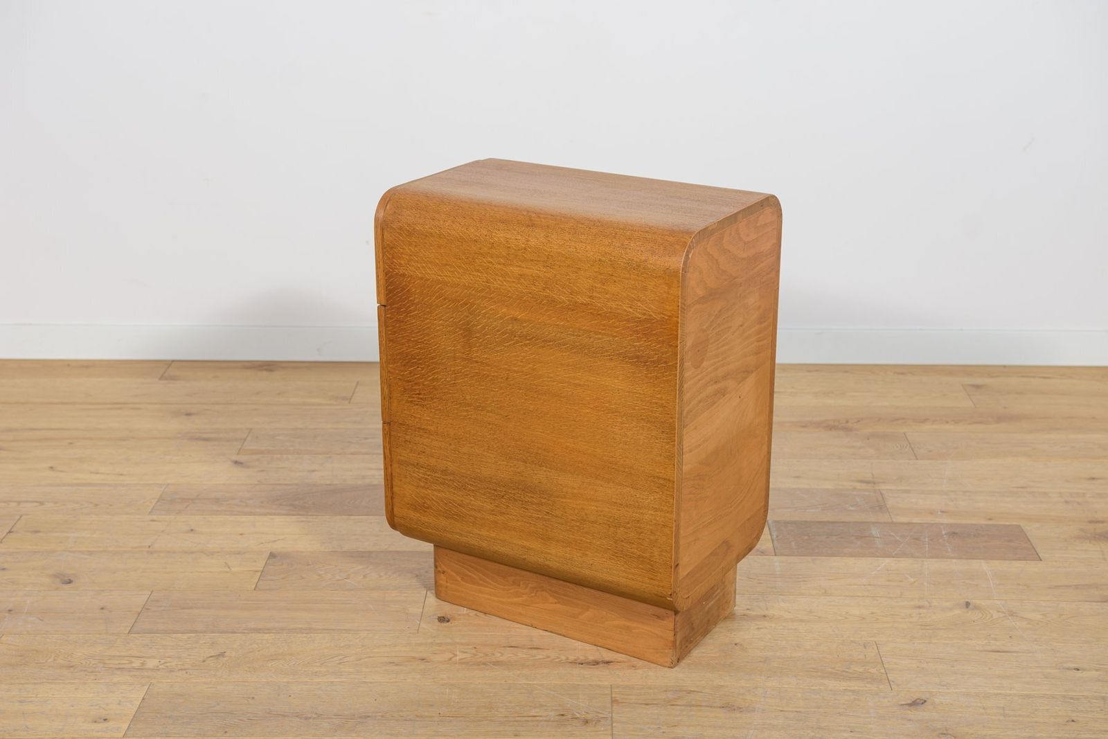 Furniture Art Deco Nightstands, Czechoslovakia, 1950s, Set Of 2 photo