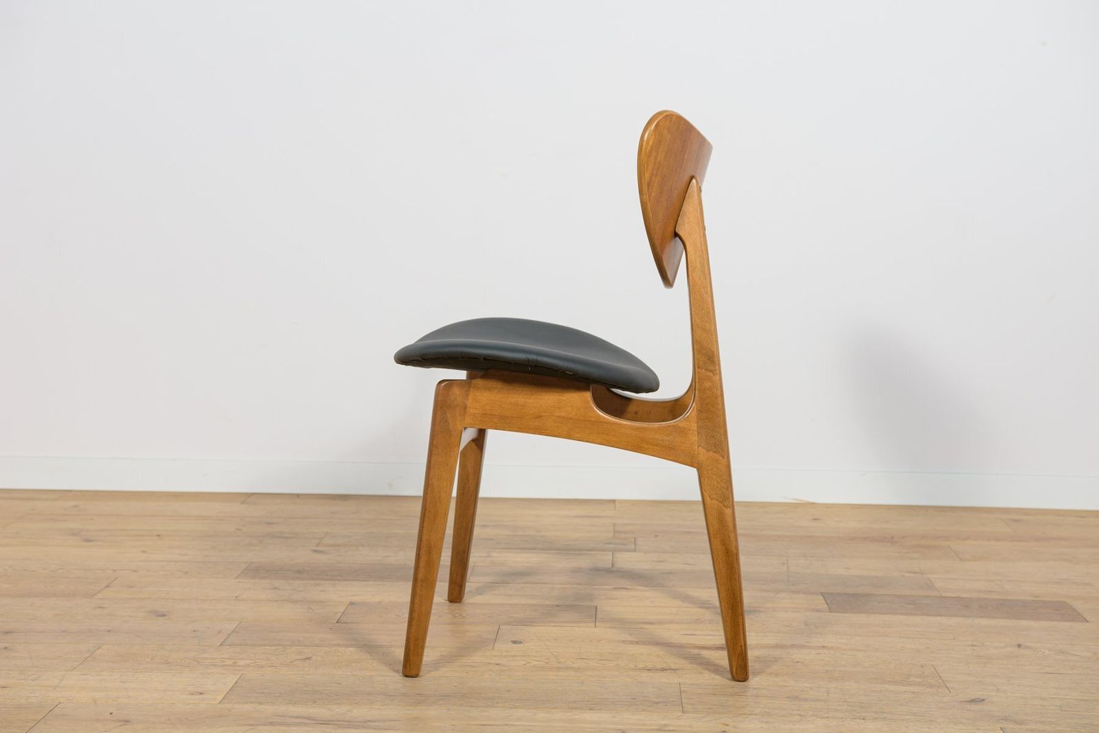 photo for sale Mid Century Librenza Dining Chairs From G Plan, United Kingdom, 1950s, Set Of 6