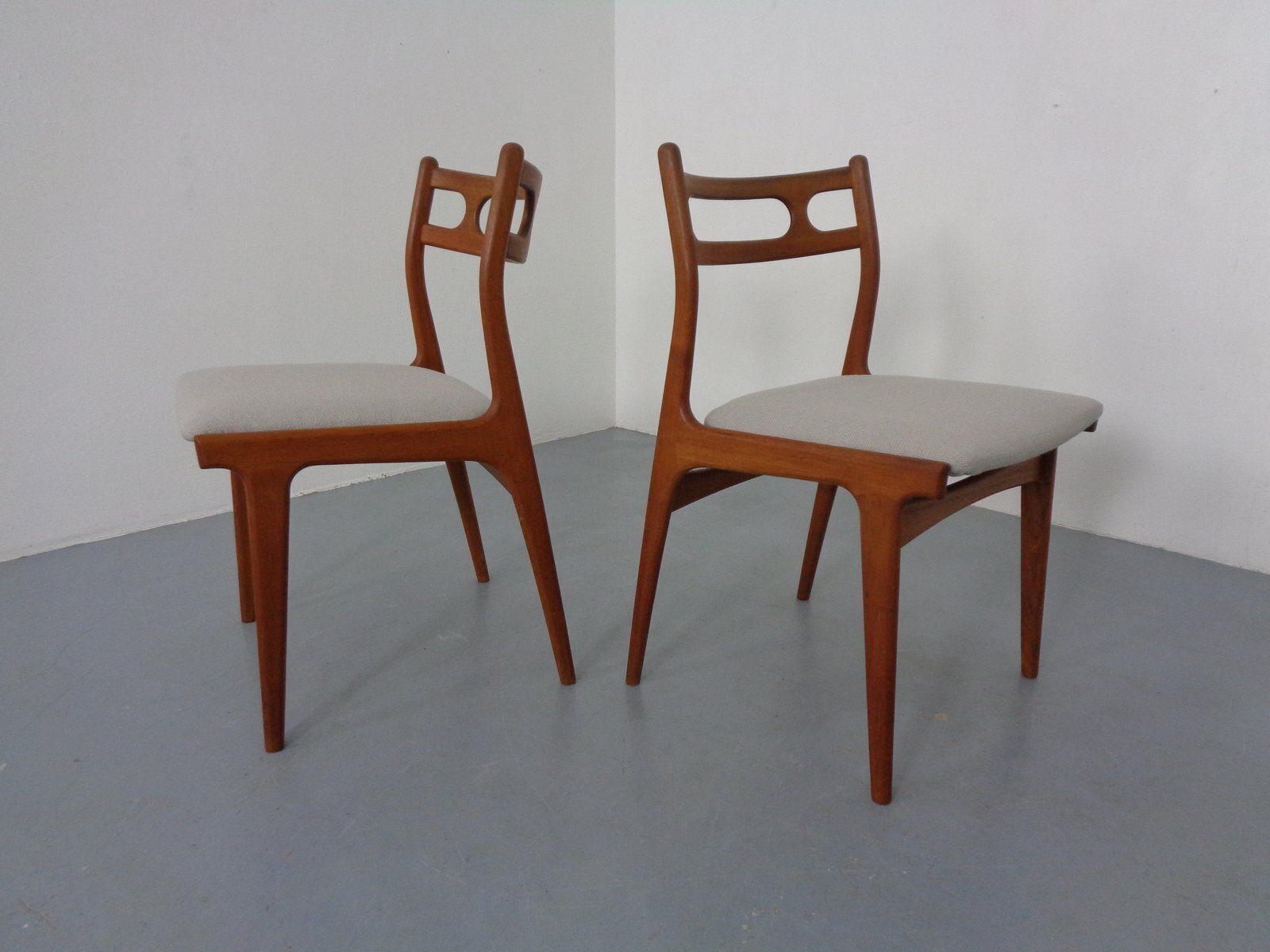 Model 138 Teak & Kvadrat Hallingdal Dining Chairs By Johannes Andersen For Uldum Møbelfabrik, Denmark, 1960s, Set Of 2 photo 1605.0