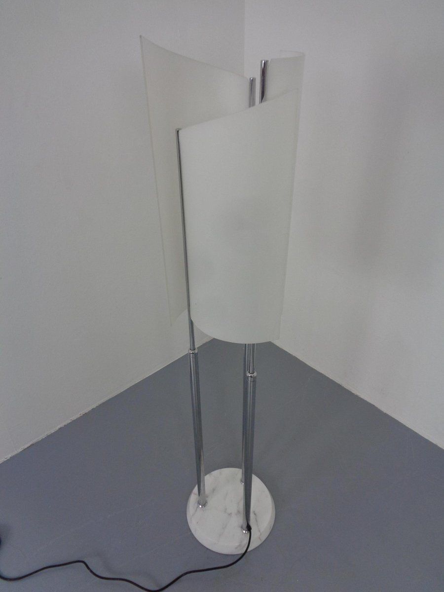 Arianna Floor Lamp In Marble And Handblown Glass By Bruno Gecchelin For Oluce, Italy, 1970s photo Lighting