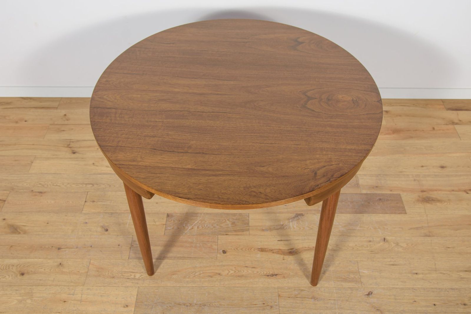 photo for sale Mid Century Teak Dining Table And Chairs Set By Hans Olsen For Frem Røjle, Denmark, 1950s, Set Of 5