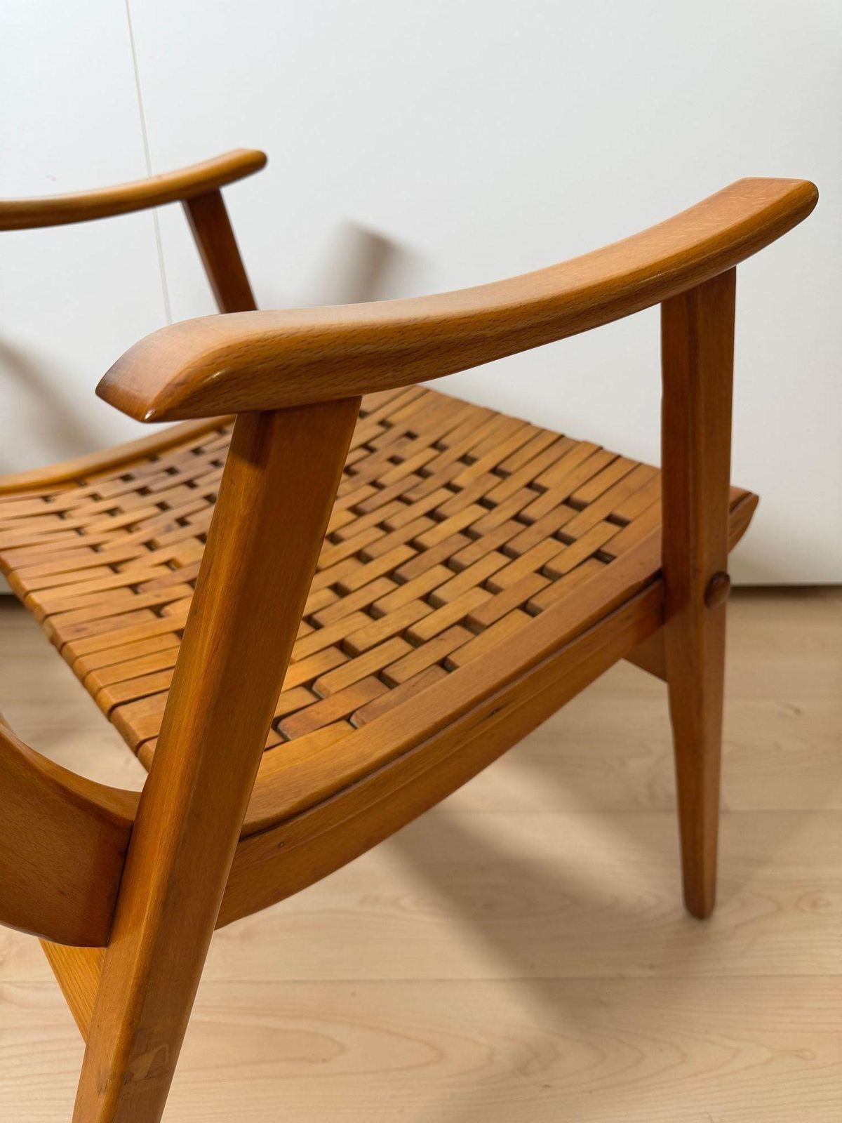 photo vintage Pair Of ‘Gelenka’ Armchairs, Solid Beech Wood, Germany Circa 1950