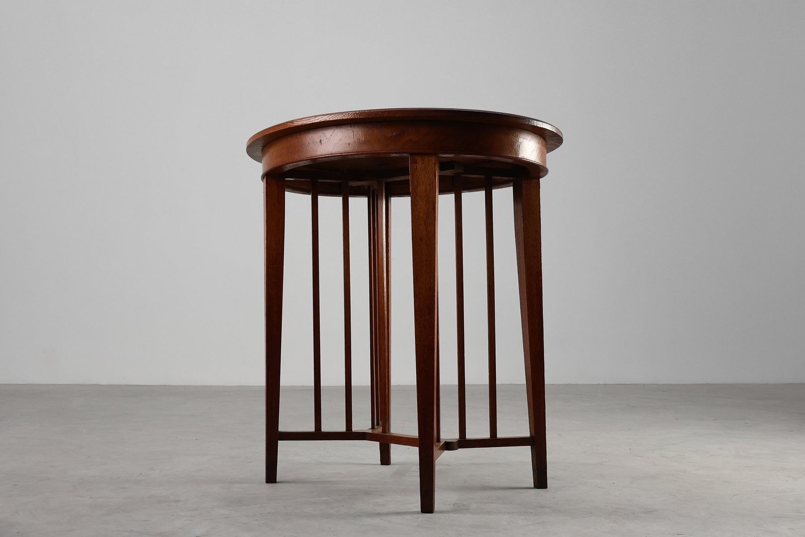 Arts And Crafts Oak Side Table, United Kingdom, 1900s photo vinterior