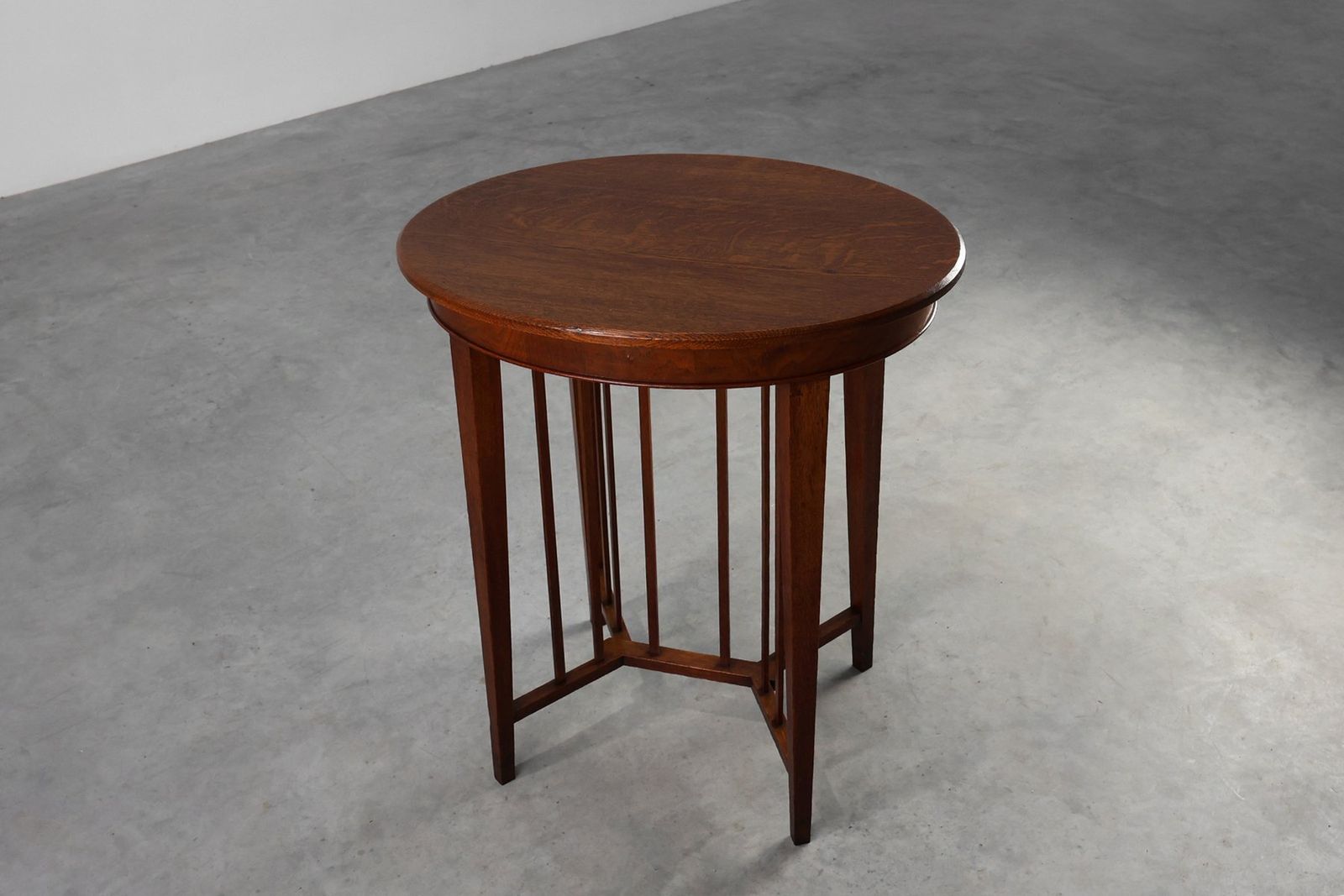 Furniture Arts And Crafts Oak Side Table, United Kingdom, 1900s photo