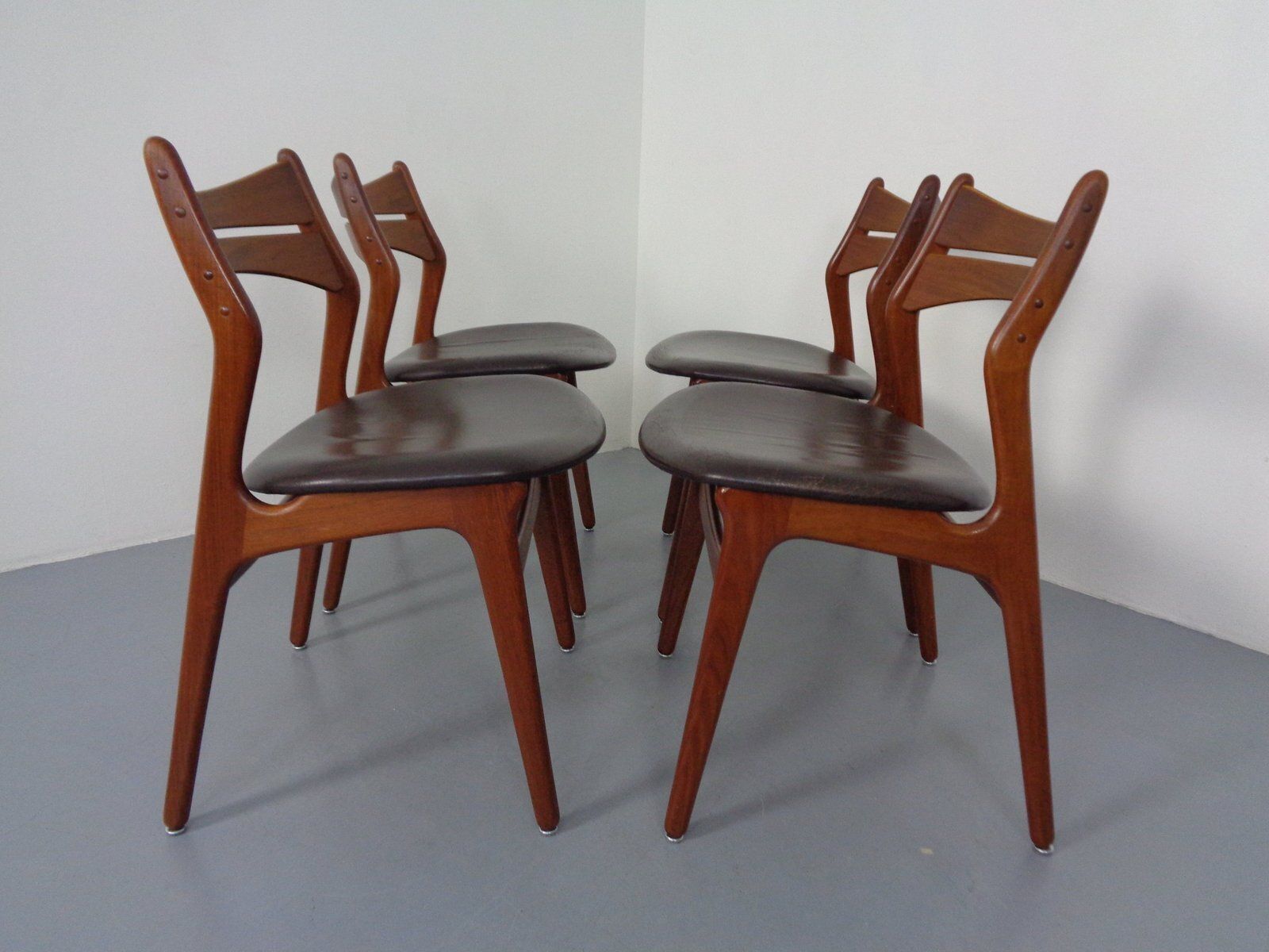 photo vinterior Teak & Leather Model 310 Dining Chairs By Erik Buch For Chr. Christensen, Denmark, 1960s, Set Of 4