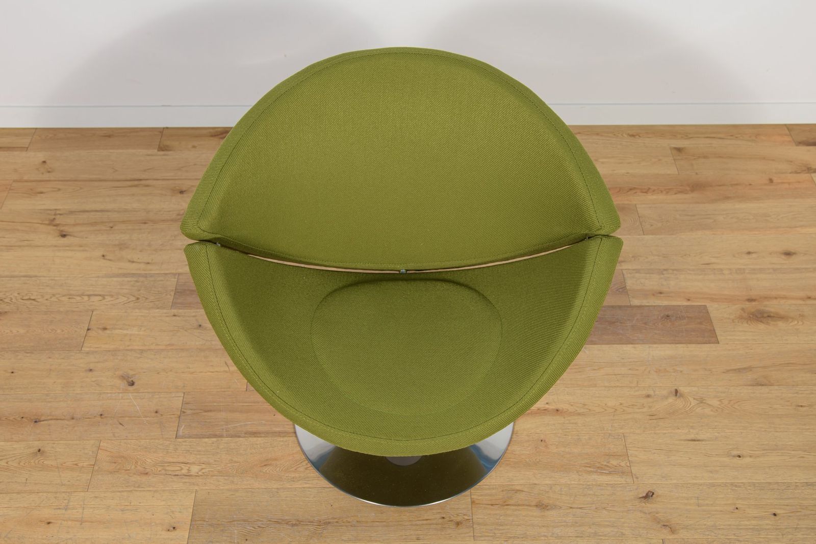 2545.0 Set Of Model Ej 96 Apollo Armchairs By Peter Hjort Lorentzen And Johannes Foersom For Erik Jørgensen, Denmark, 2010s photo