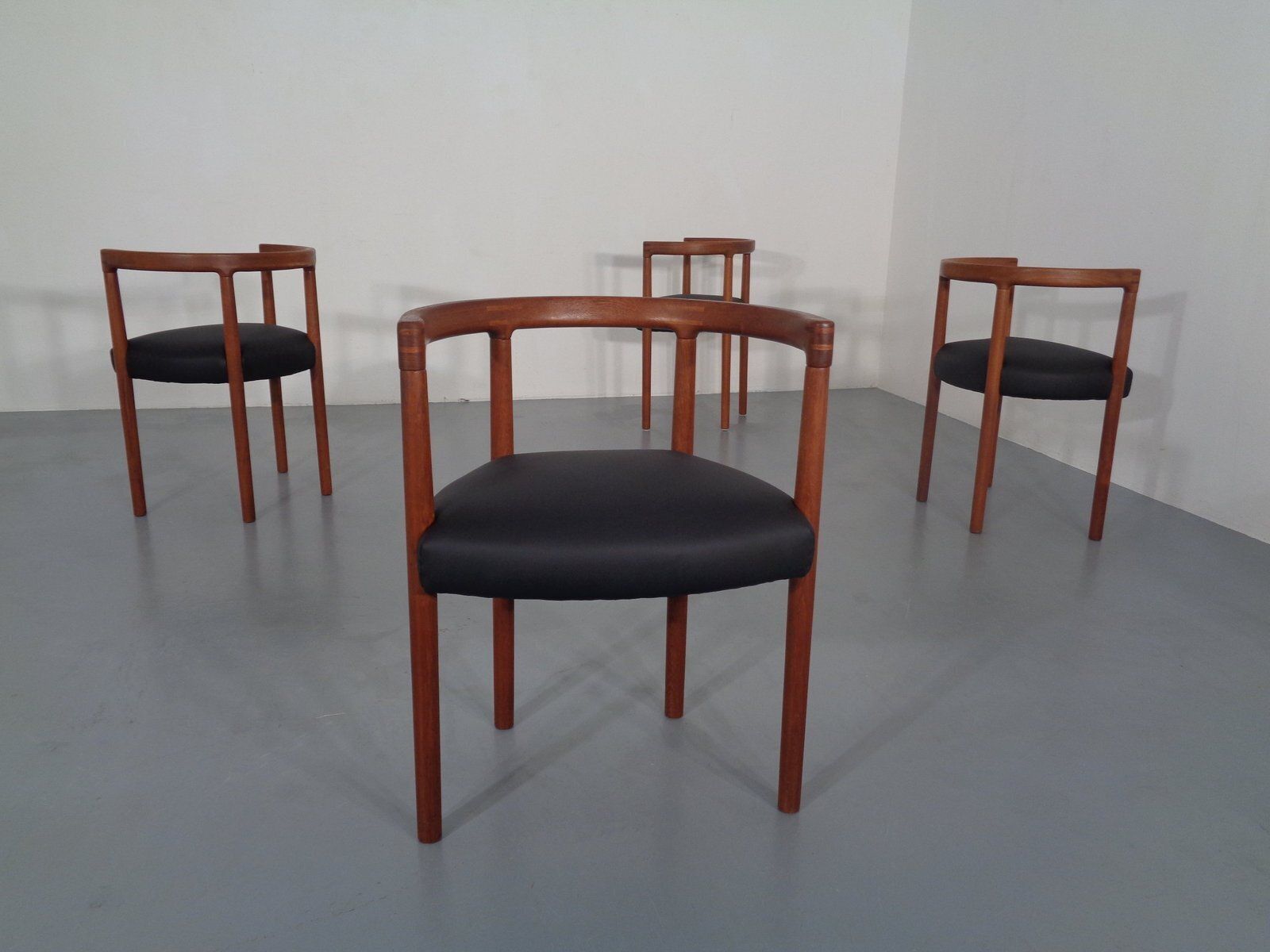 Teak & Leather Model 195 Dining Chairs By Ole Gjerløv Knudsen & Torben Lind For France & Søn, Denmark, 1960s, Set Of 4 photo buy