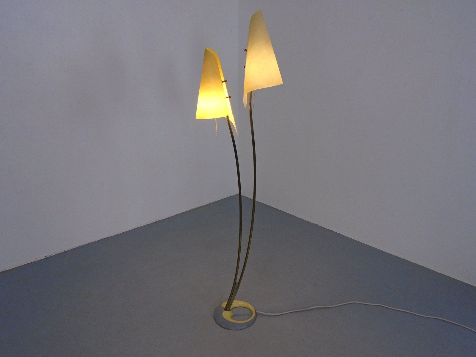 photo vintage Fiberglass & Brass Floor Lamp By Carl Auböck For Dame & Co. Neheim, Germany, 1950s