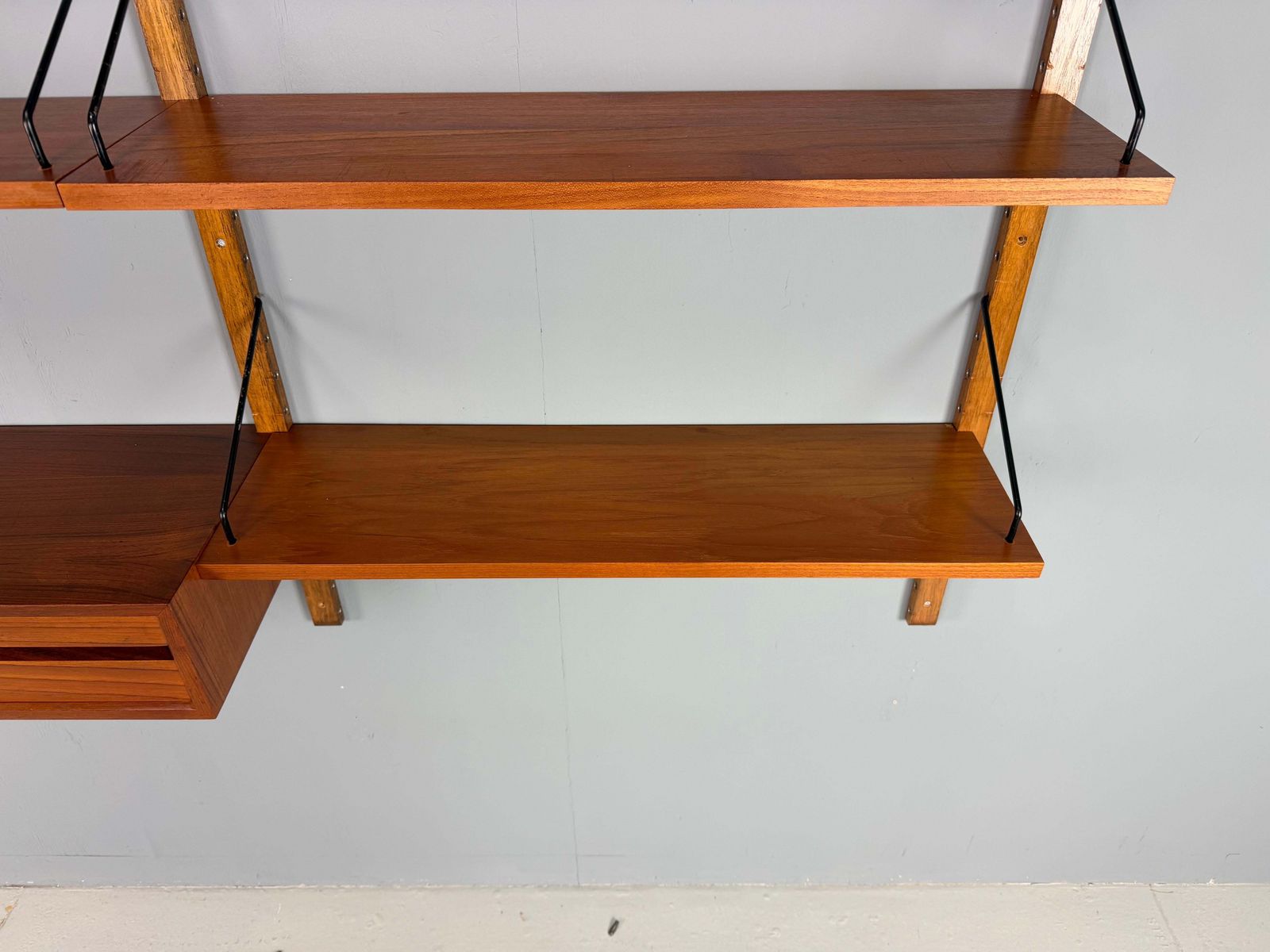 Poul Cadovius Mid  Century Modern Modular Teak Wall Unit Shelving For Cado, 1960 photo buy