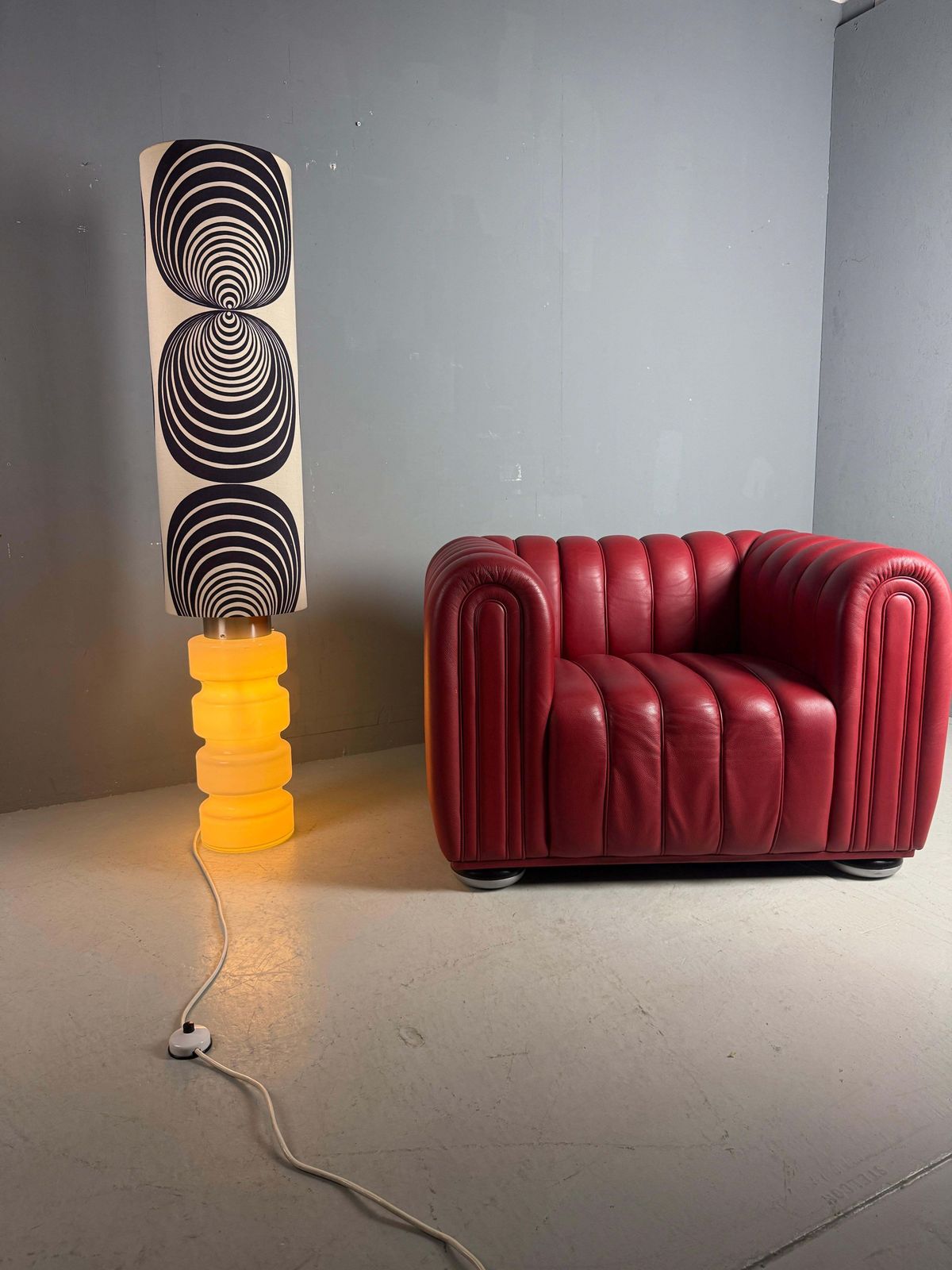 photo furniture White Glass 59 Inch Floor Lamp  3 Way Switch  Seventies Lampshade  Germany